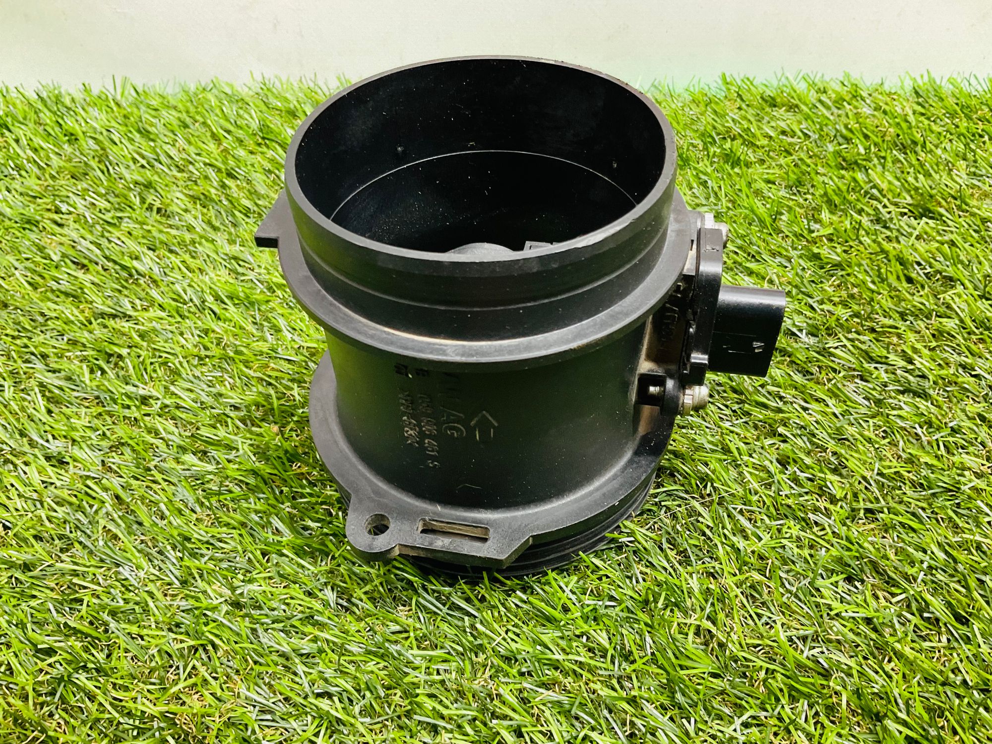 https://ycs.partsauto.market/partsauto-images/thmbs/userImages/h353NjtZg3VDP19b5HMt7LlpbQ93/part/c34a396a-ad7e-4e61-8ac1-acc300a344e1_1786022858064.jpg