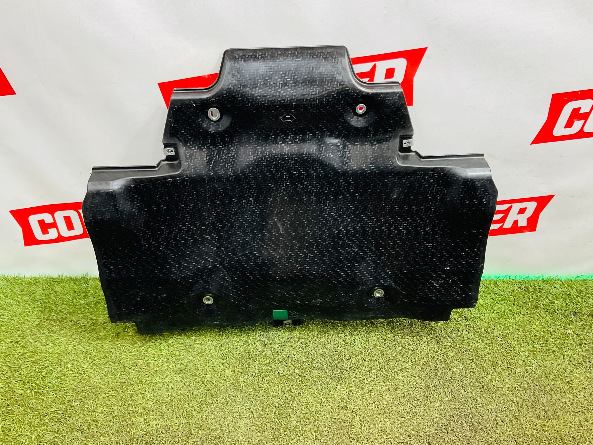 https://ycs.partsauto.market/partsauto-images/thmbs/userImages/h353NjtZg3VDP19b5HMt7LlpbQ93/part/c376c6c4-1c14-4e14-8622-ccbf18c2f7ac_1779699514291.jpg