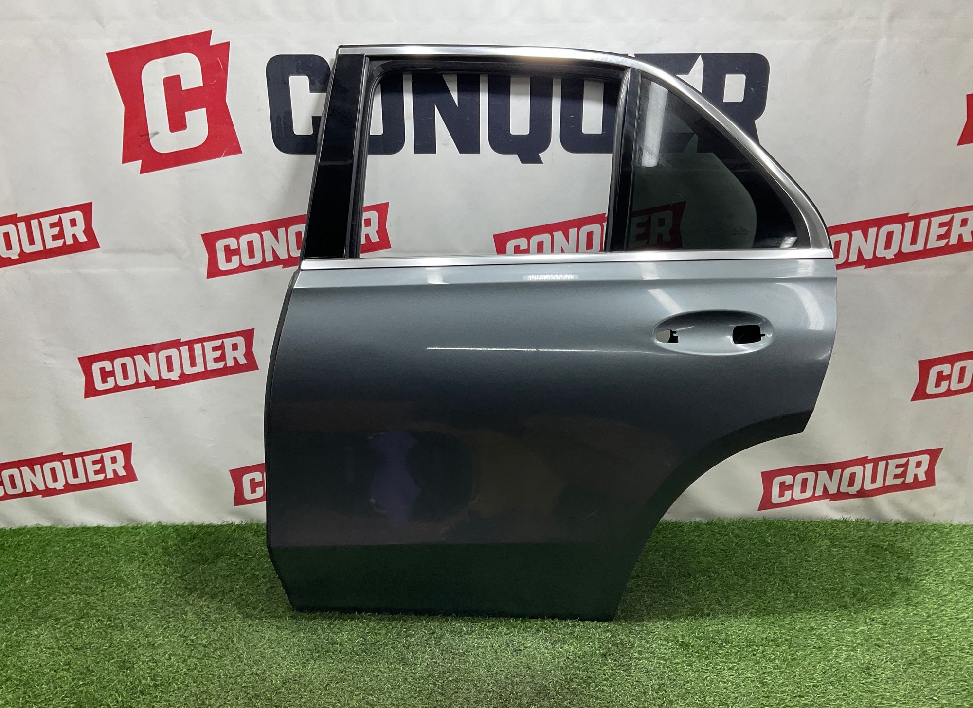 https://ycs.partsauto.market/partsauto-images/thmbs/userImages/h353NjtZg3VDP19b5HMt7LlpbQ93/part/c3b05815-13e9-4928-9931-9a0da760c8f2_1737963033427.jpg