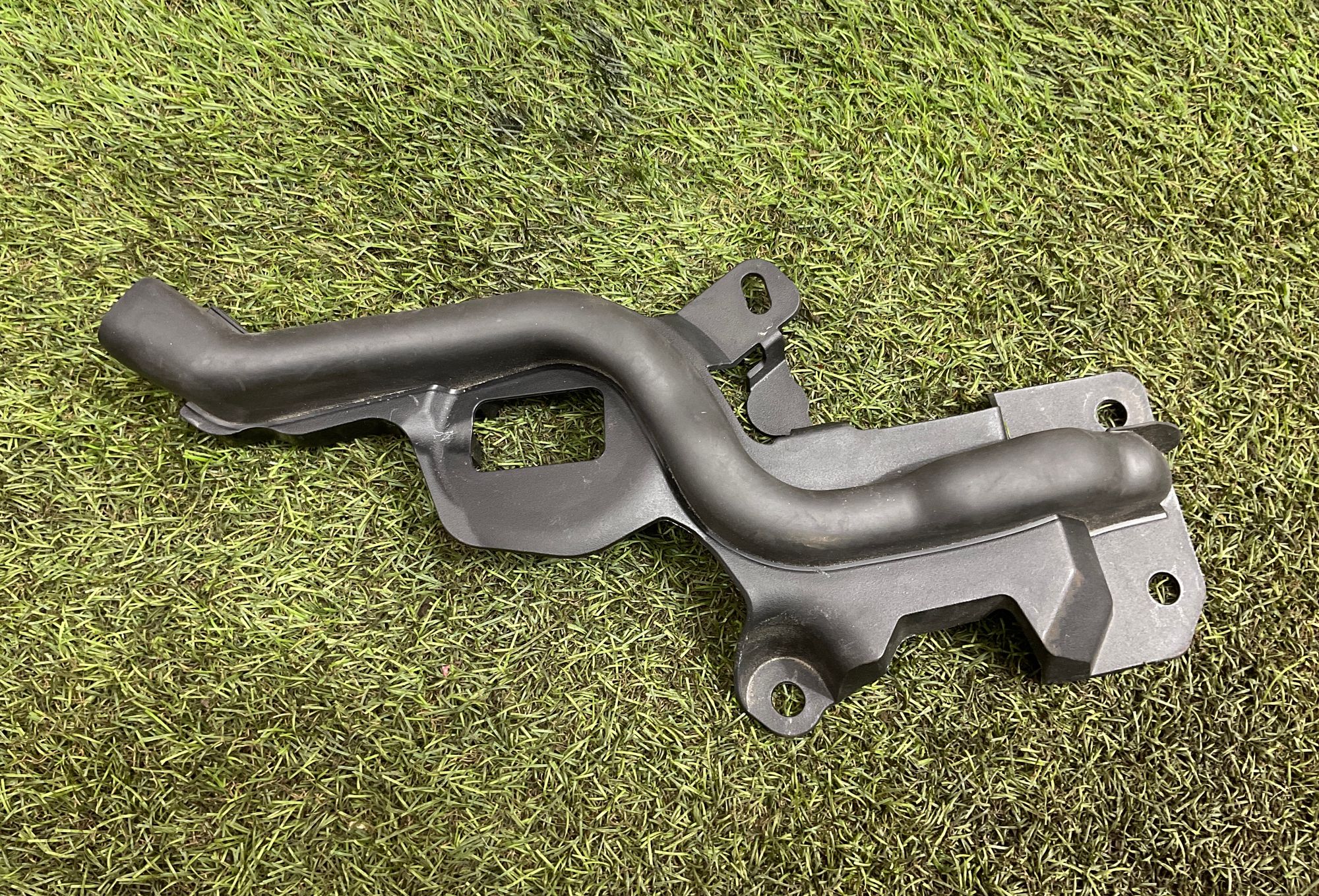 Уплотнитель капота левый BMW M3 G80 2023, 2000 рублей, Москва