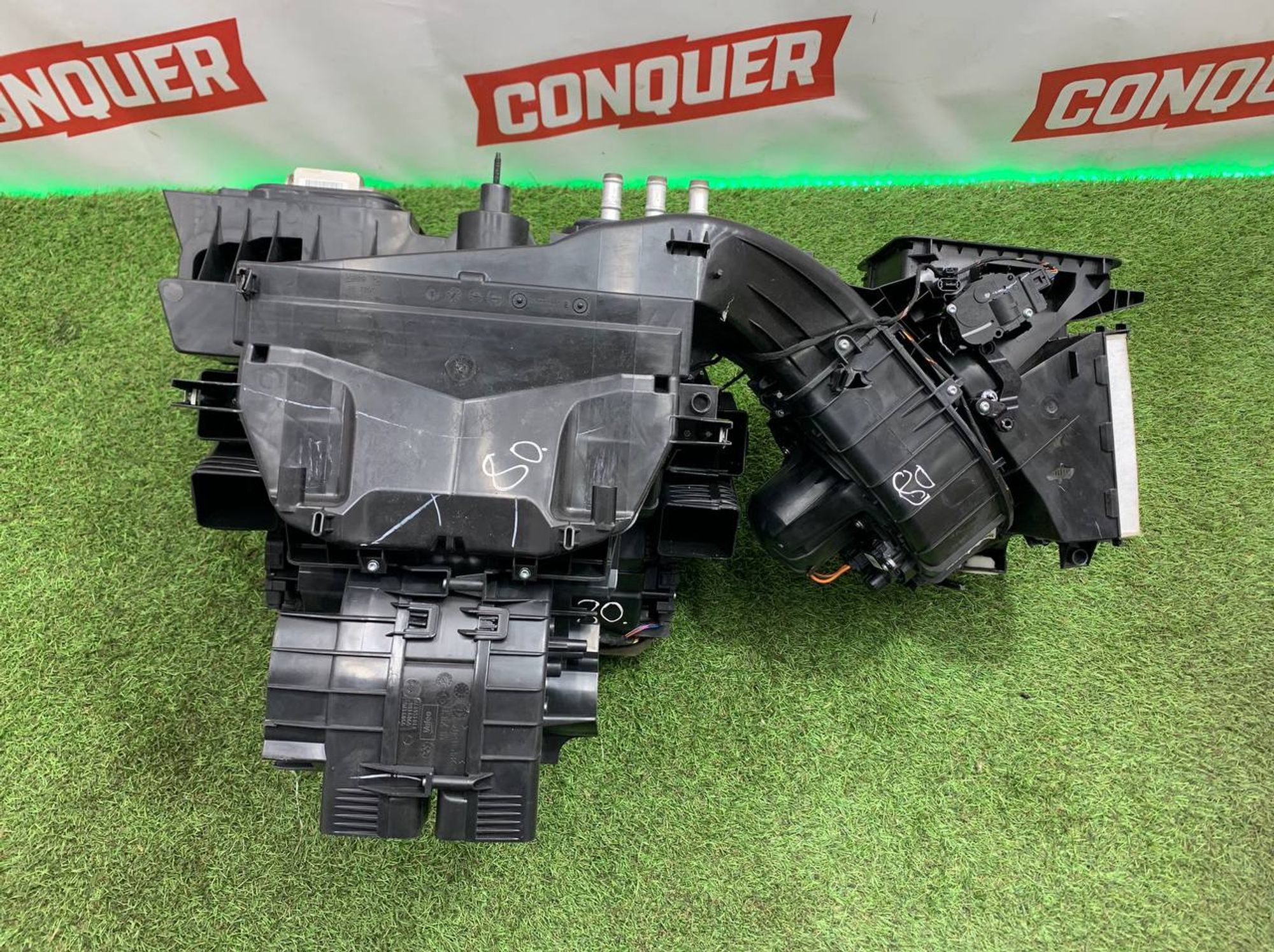 https://ycs.partsauto.market/partsauto-images/thmbs/userImages/h353NjtZg3VDP19b5HMt7LlpbQ93/part/c441eeab-3ffa-4eab-9f48-339eec10bb33_1708518857411.jpg