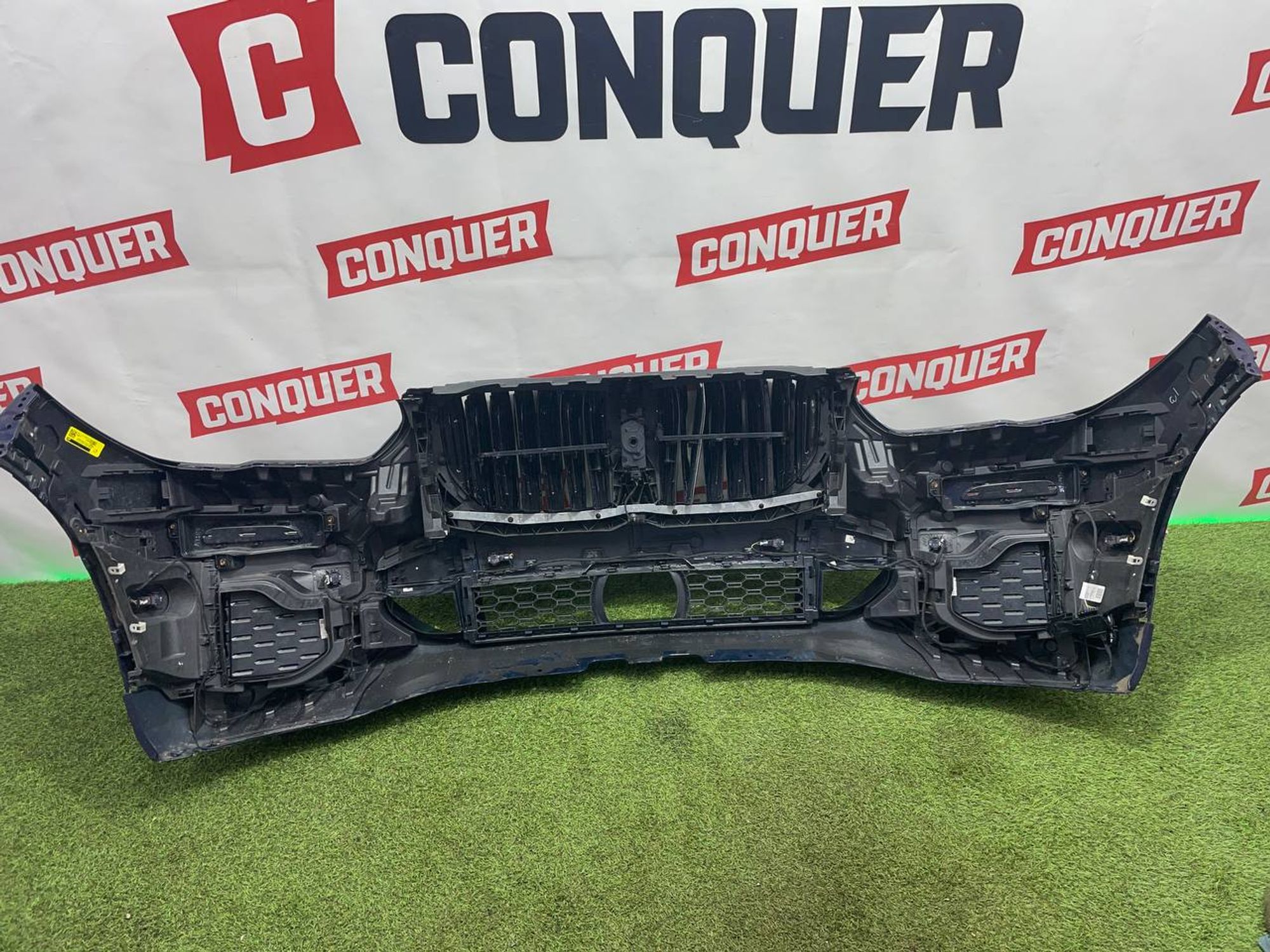https://ycs.partsauto.market/partsauto-images/thmbs/userImages/h353NjtZg3VDP19b5HMt7LlpbQ93/part/c451e498-3d7b-4ade-8b44-361342256a0f_1710332030238.jpg