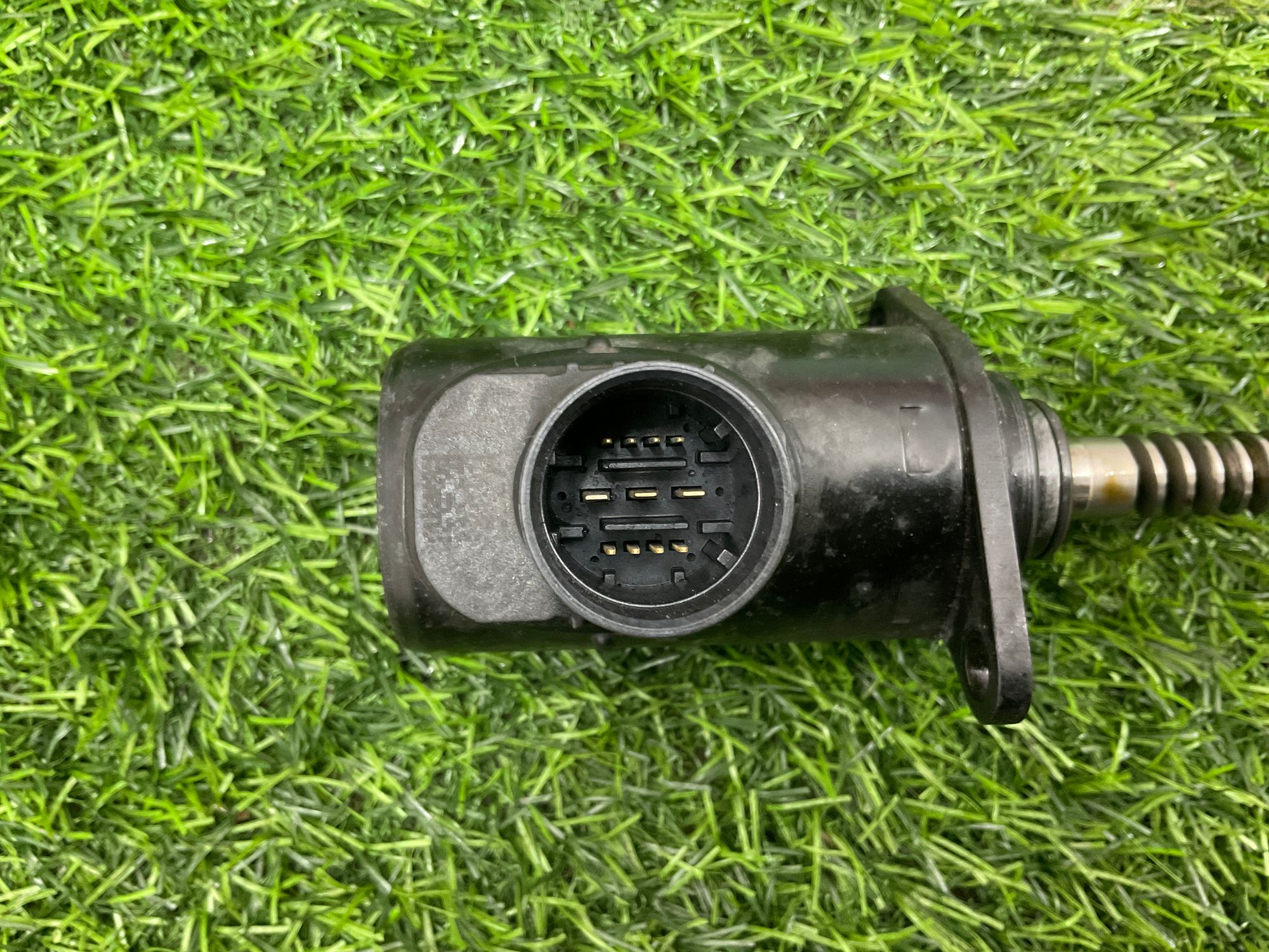 https://ycs.partsauto.market/partsauto-images/thmbs/userImages/h353NjtZg3VDP19b5HMt7LlpbQ93/part/c4931530-2688-4f02-ae04-5ac5f2b93089_1741358370655.jpg