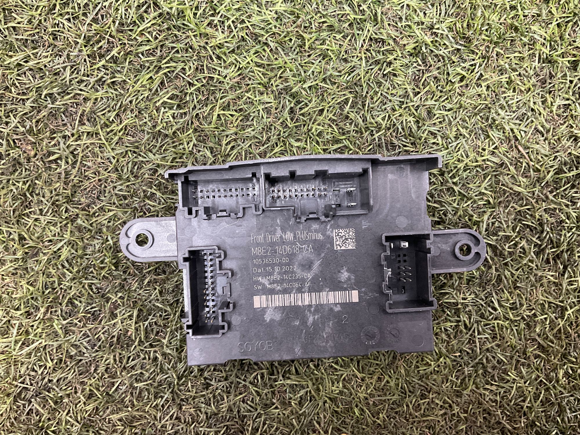 Блок управления передней двери левый Land Rover Defender IIL663 2022, 4500 рублей, Москва