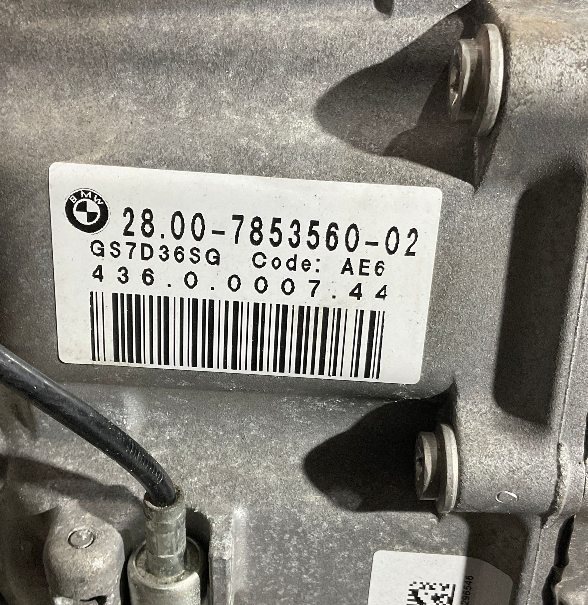 https://ycs.partsauto.market/partsauto-images/thmbs/userImages/h353NjtZg3VDP19b5HMt7LlpbQ93/part/c51c4fdb-ba0d-4cfb-9b61-a4e5db340597_1734181112162.jpg
