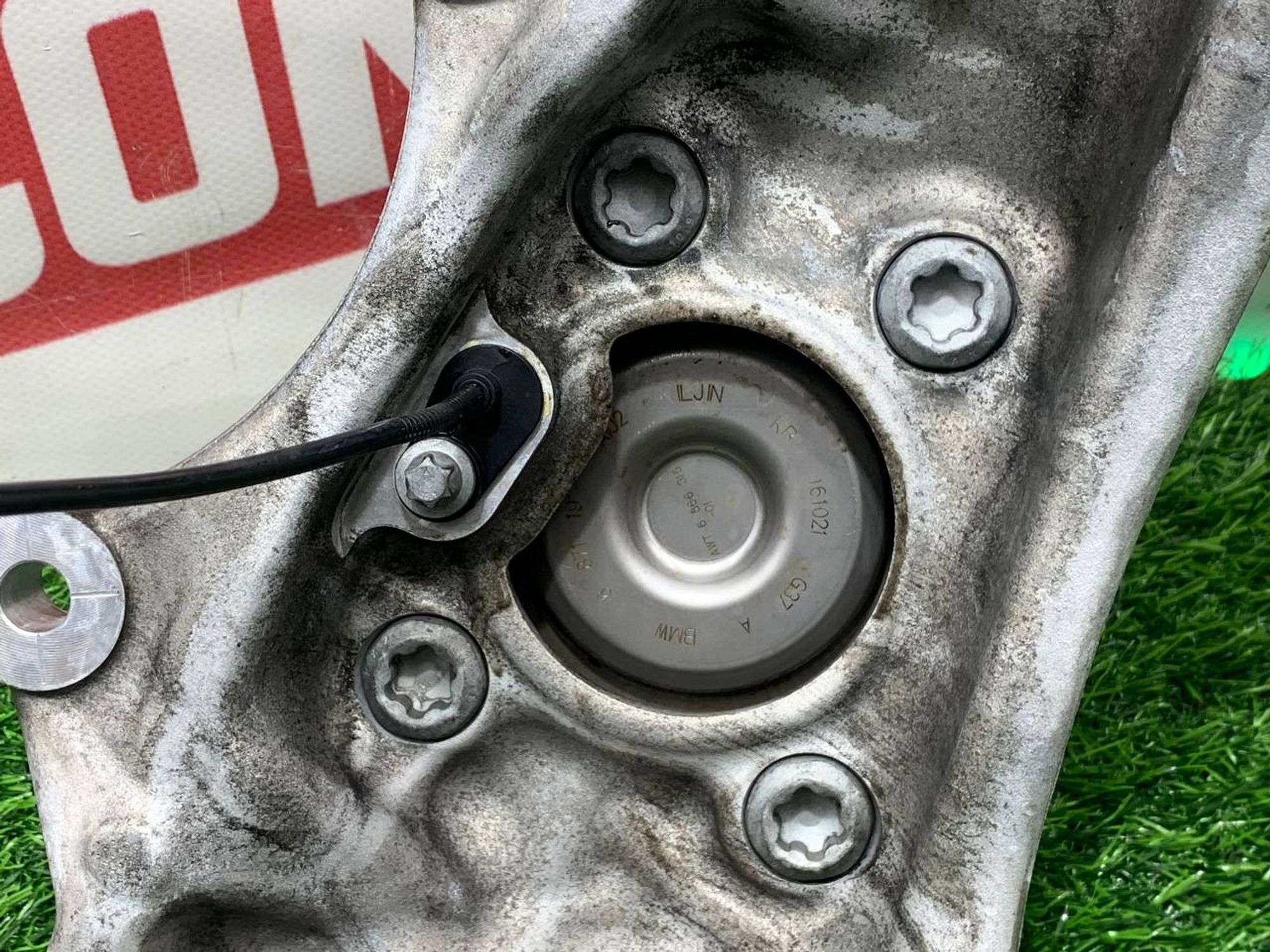 https://ycs.partsauto.market/partsauto-images/thmbs/userImages/h353NjtZg3VDP19b5HMt7LlpbQ93/part/c5290aca-35a9-4fcc-9e34-d6be6f338832_1732626668503.jpg