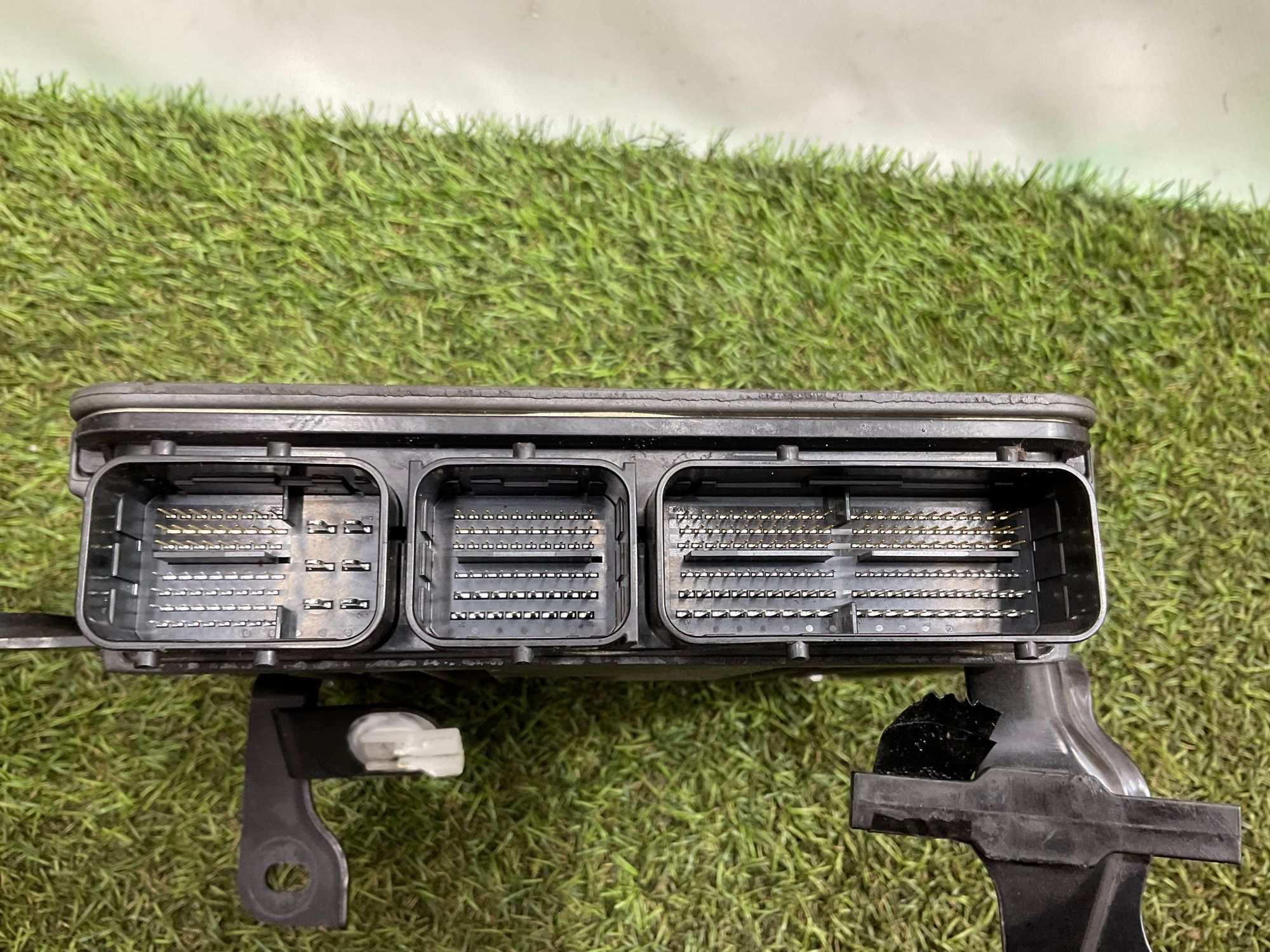 https://ycs.partsauto.market/partsauto-images/thmbs/userImages/h353NjtZg3VDP19b5HMt7LlpbQ93/part/c54b0c2d-47f3-4ae6-af07-36efb1e2618c_1779804500195.jpg
