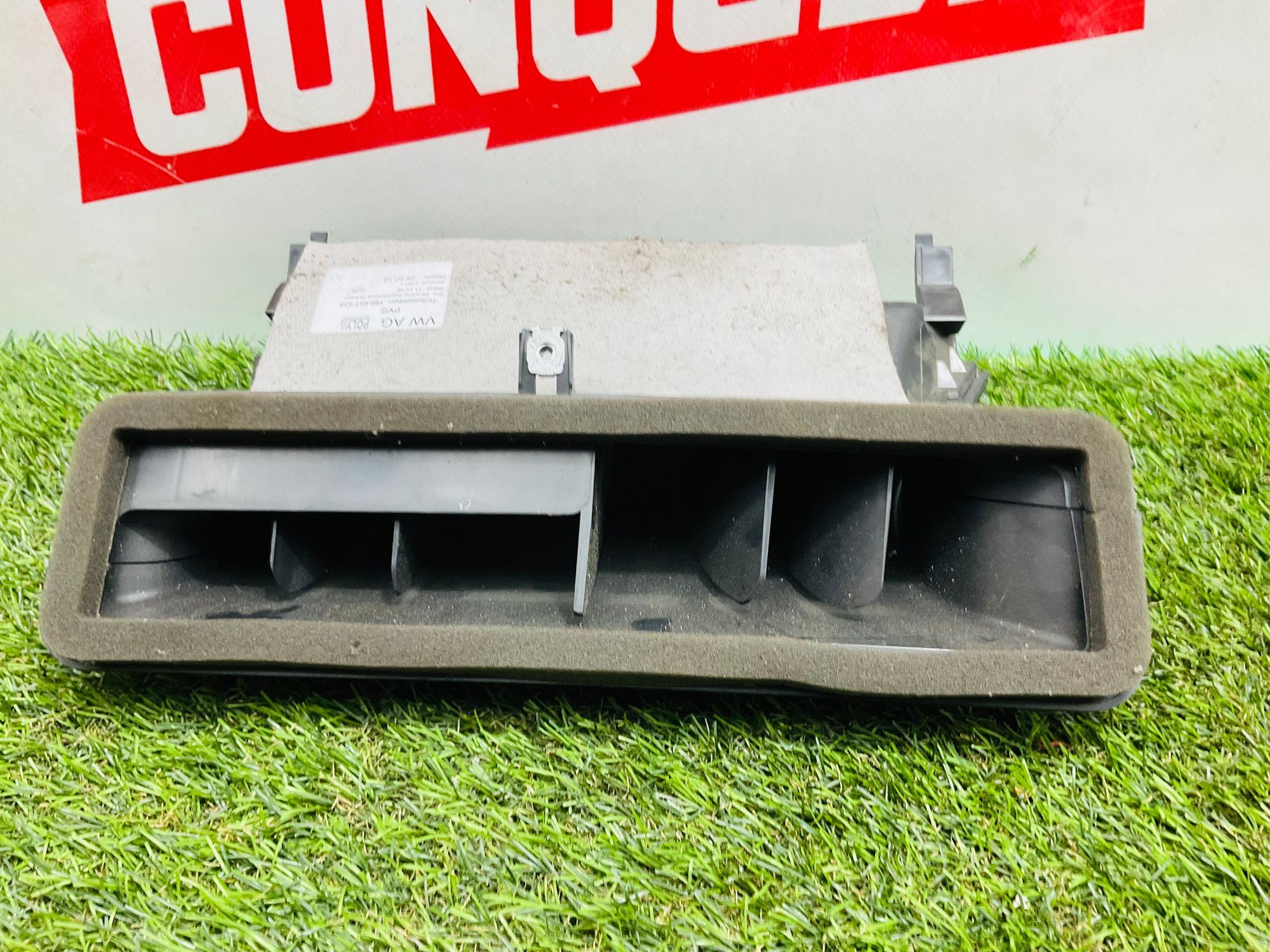 https://ycs.partsauto.market/partsauto-images/thmbs/userImages/h353NjtZg3VDP19b5HMt7LlpbQ93/part/c582d6e6-7f29-43c6-90e8-ee466c967709_1785851210212.jpg