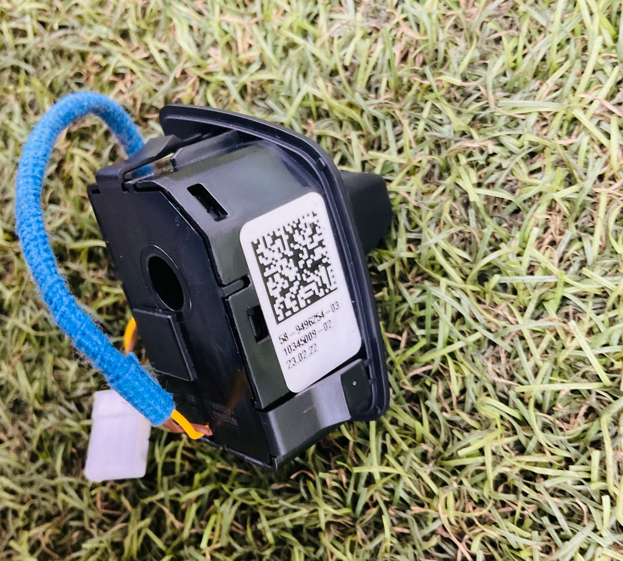 https://ycs.partsauto.market/partsauto-images/thmbs/userImages/h353NjtZg3VDP19b5HMt7LlpbQ93/part/c5a49e9a-ccd8-486c-abf1-1b82c9bb4455_1779195865877.jpg