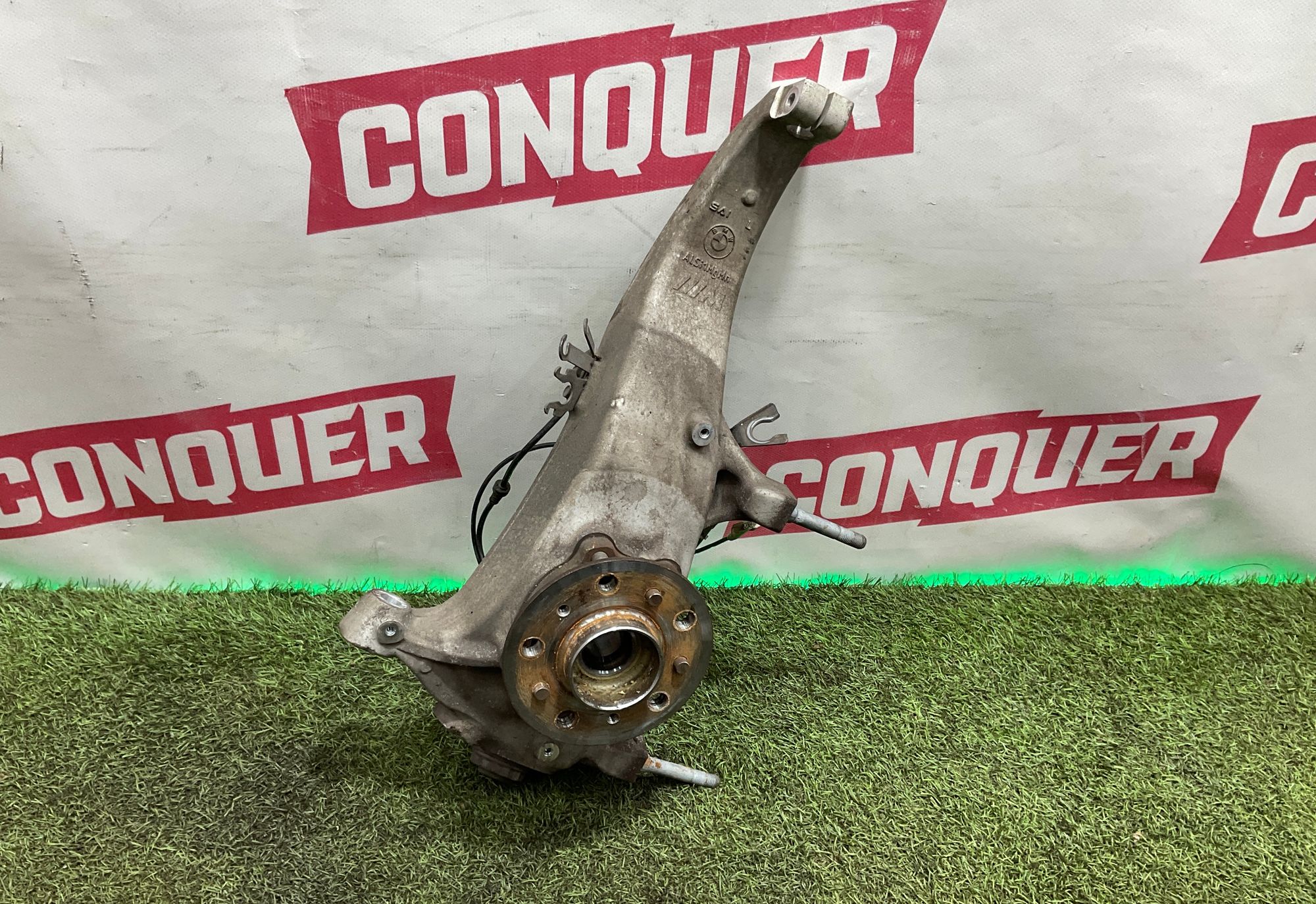 Кулак передний левый BMW M5, F90 рестайлинг, 32000 рублей, Москва