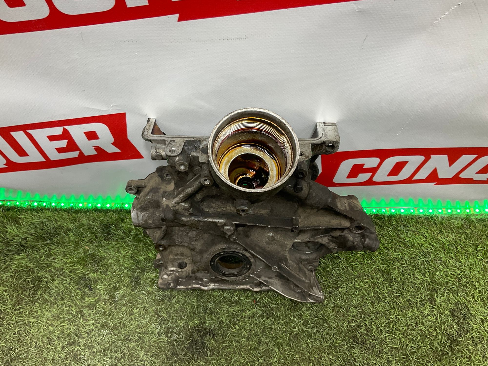 Крышка двигателя передняя Mercedes-Benz C-Класс W205/S205/C205/A205 (2014—2018) 2018, 4500 рублей, Москва