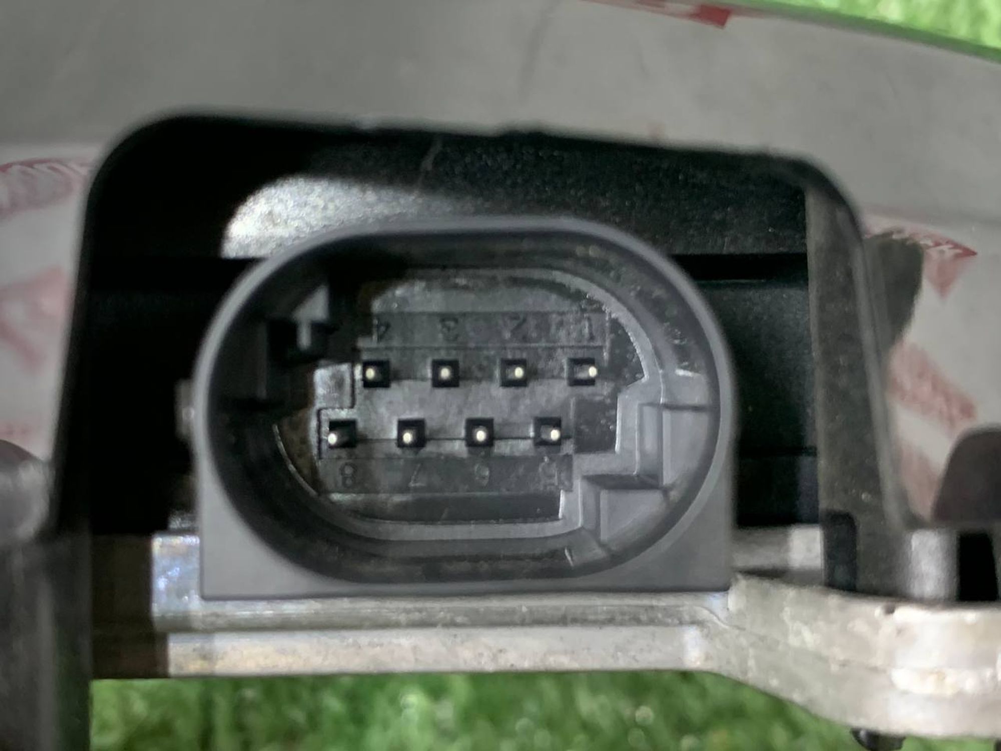 https://ycs.partsauto.market/partsauto-images/thmbs/userImages/h353NjtZg3VDP19b5HMt7LlpbQ93/part/c5feab3b-2ca2-4a78-90f7-4d70024e896e_1729842869594.jpg