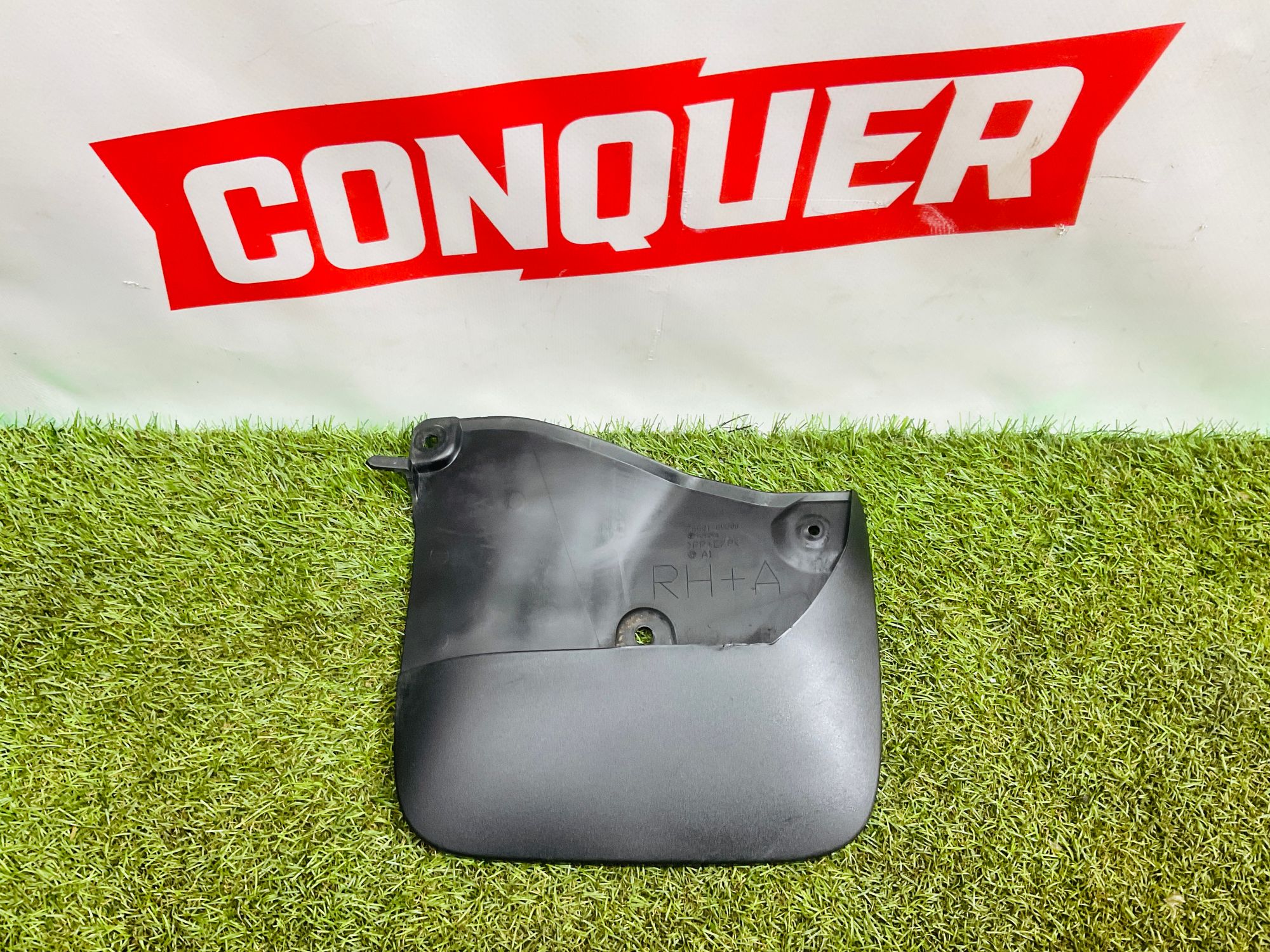 https://ycs.partsauto.market/partsauto-images/thmbs/userImages/h353NjtZg3VDP19b5HMt7LlpbQ93/part/c60badcc-4c0b-49ff-bfc1-2655db84f28b_1779720753864.jpg