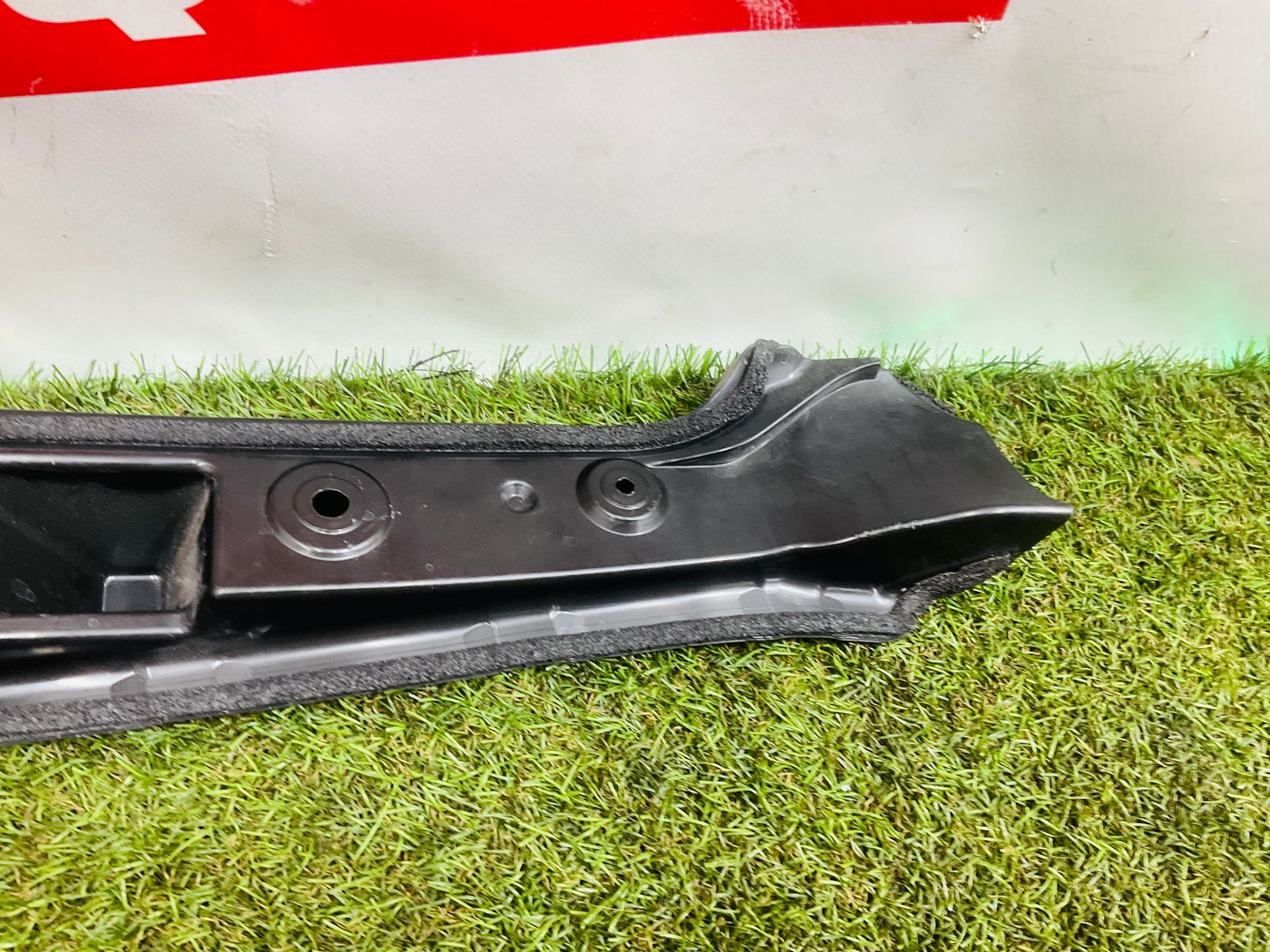 https://ycs.partsauto.market/partsauto-images/thmbs/userImages/h353NjtZg3VDP19b5HMt7LlpbQ93/part/c6cc975d-fbc6-48f4-9c78-ed9a71d822b1_1779720903776.jpg