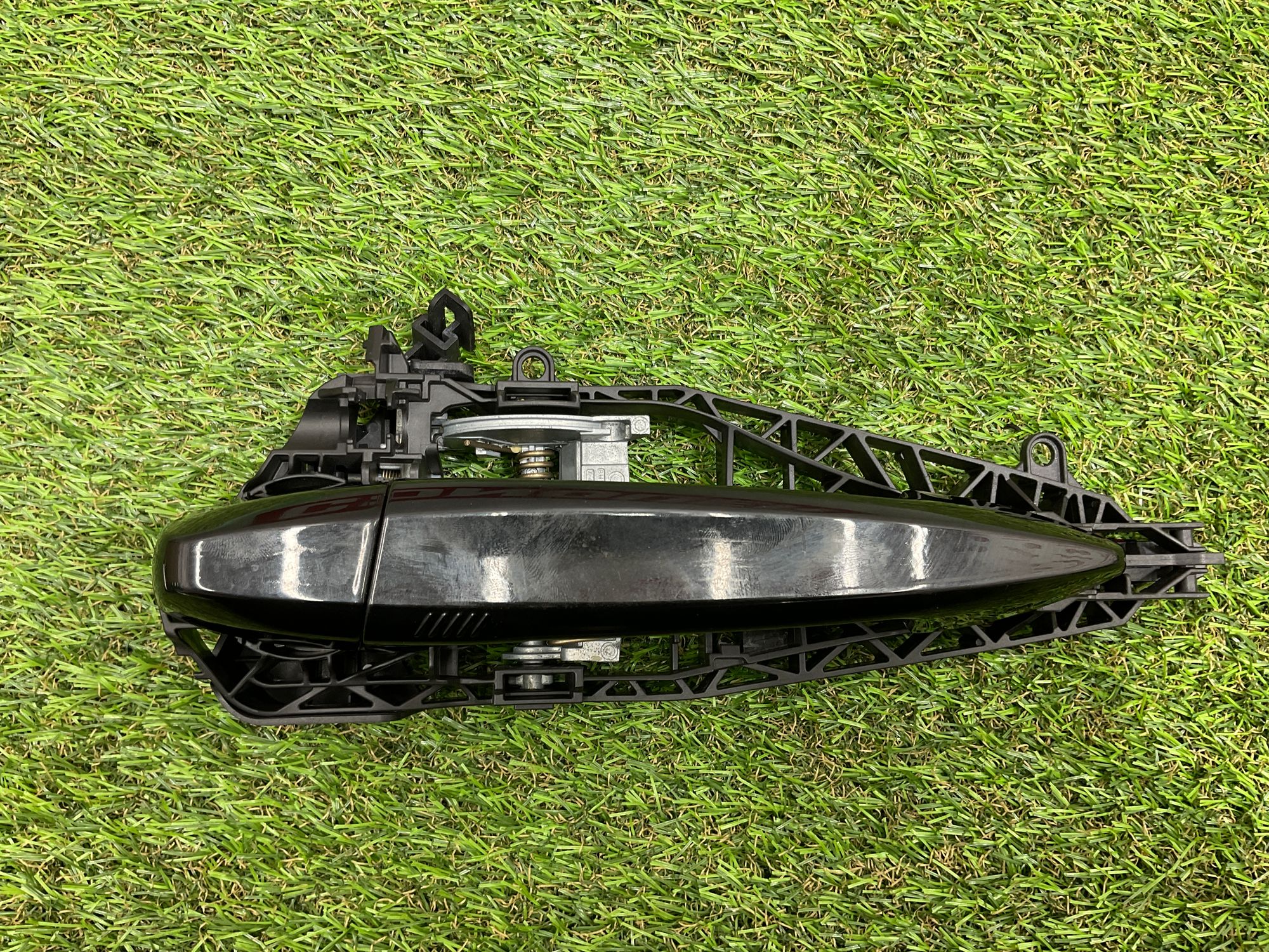 https://ycs.partsauto.market/partsauto-images/thmbs/userImages/h353NjtZg3VDP19b5HMt7LlpbQ93/part/c6cdef55-3c7b-4f94-b58a-67c67ce009e1_1747124257863.jpg