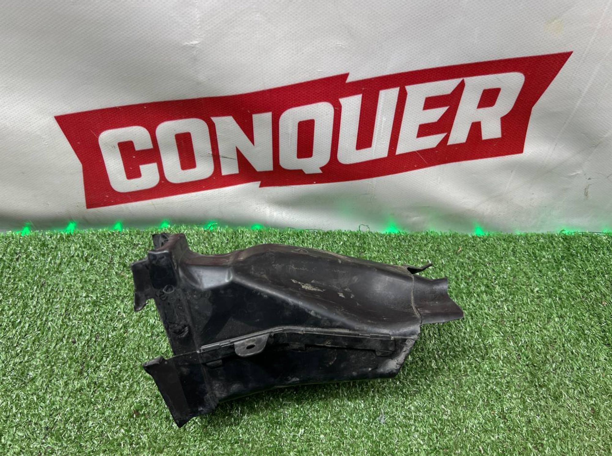 https://ycs.partsauto.market/partsauto-images/thmbs/userImages/h353NjtZg3VDP19b5HMt7LlpbQ93/part/c6ff06e8-69c6-47b3-b935-bb3f6b12f59a_1730980626623.jpg