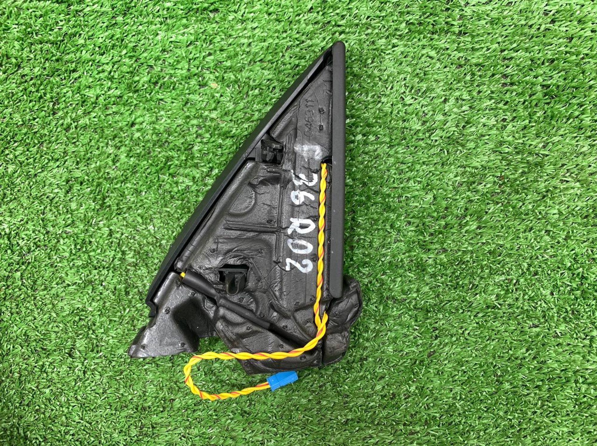 https://ycs.partsauto.market/partsauto-images/thmbs/userImages/h353NjtZg3VDP19b5HMt7LlpbQ93/part/c8204b17-e0b0-45d0-ae5f-685eaeffb0bf_1719576276881.jpg