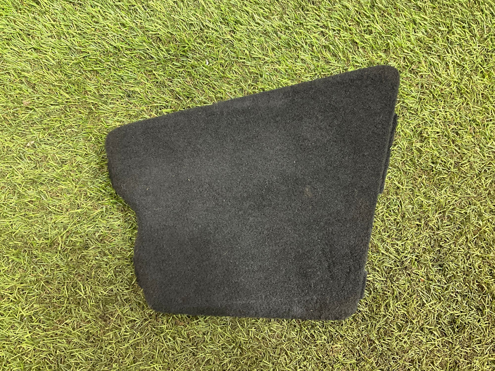 Обшивка багажника левая BMW M8 F92 2019, 1000 рублей, Москва