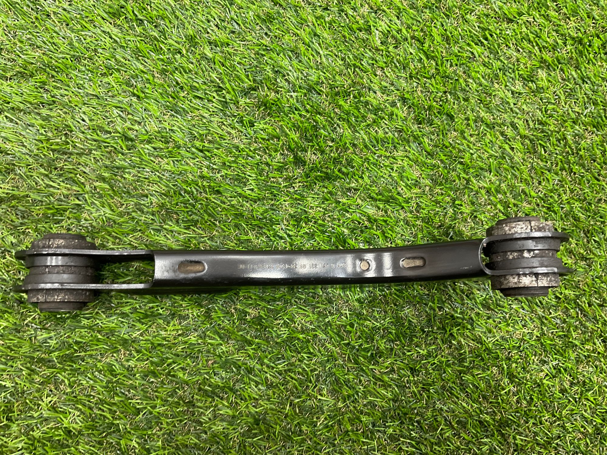 https://ycs.partsauto.market/partsauto-images/thmbs/userImages/h353NjtZg3VDP19b5HMt7LlpbQ93/part/c8411a6b-747e-4ca5-87f4-b901c7d6cf2e_1781602296832.jpg