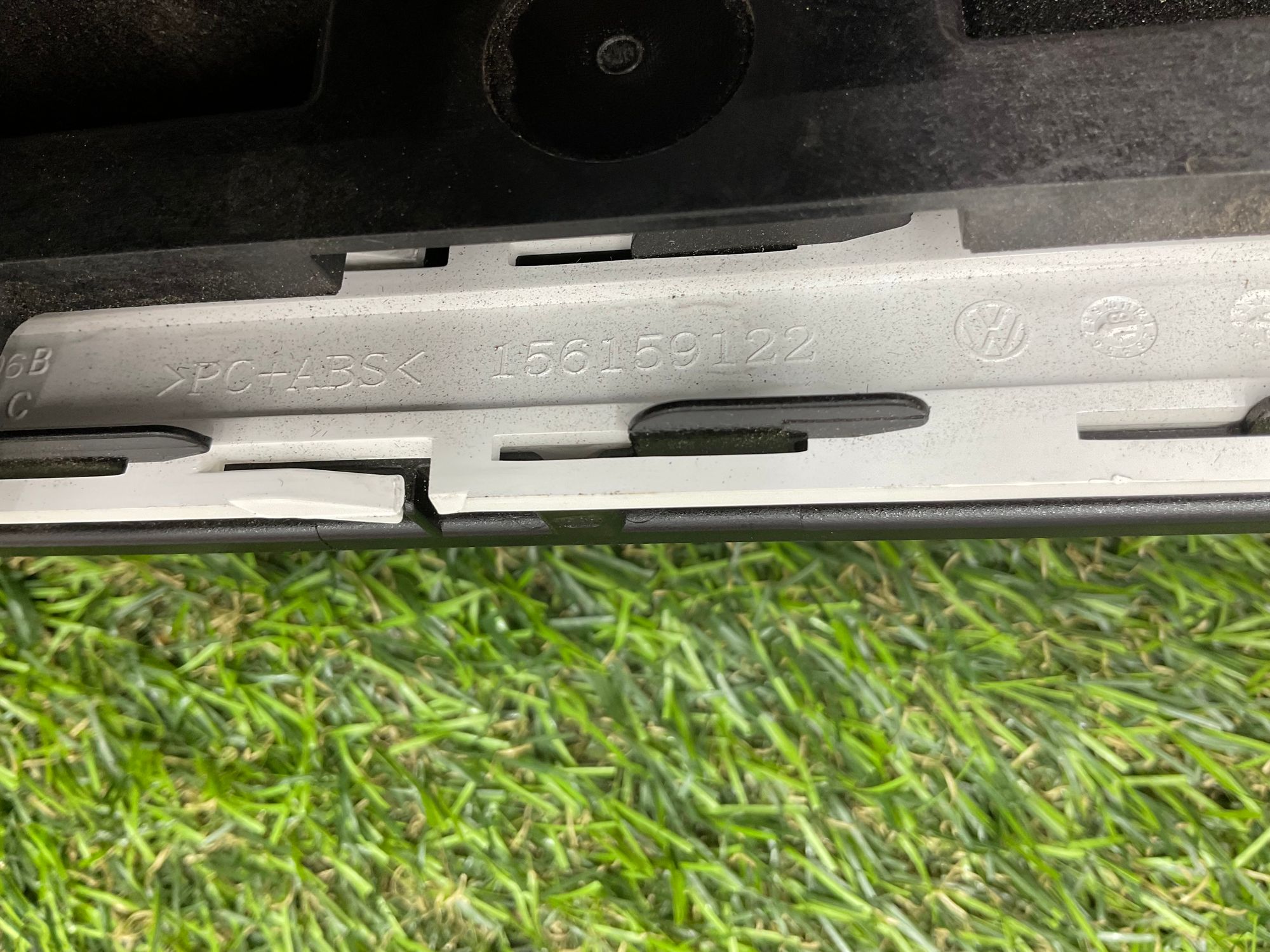https://ycs.partsauto.market/partsauto-images/thmbs/userImages/h353NjtZg3VDP19b5HMt7LlpbQ93/part/c93df594-d2f0-4db0-8815-363c14ab55e6_1785851141437.jpg