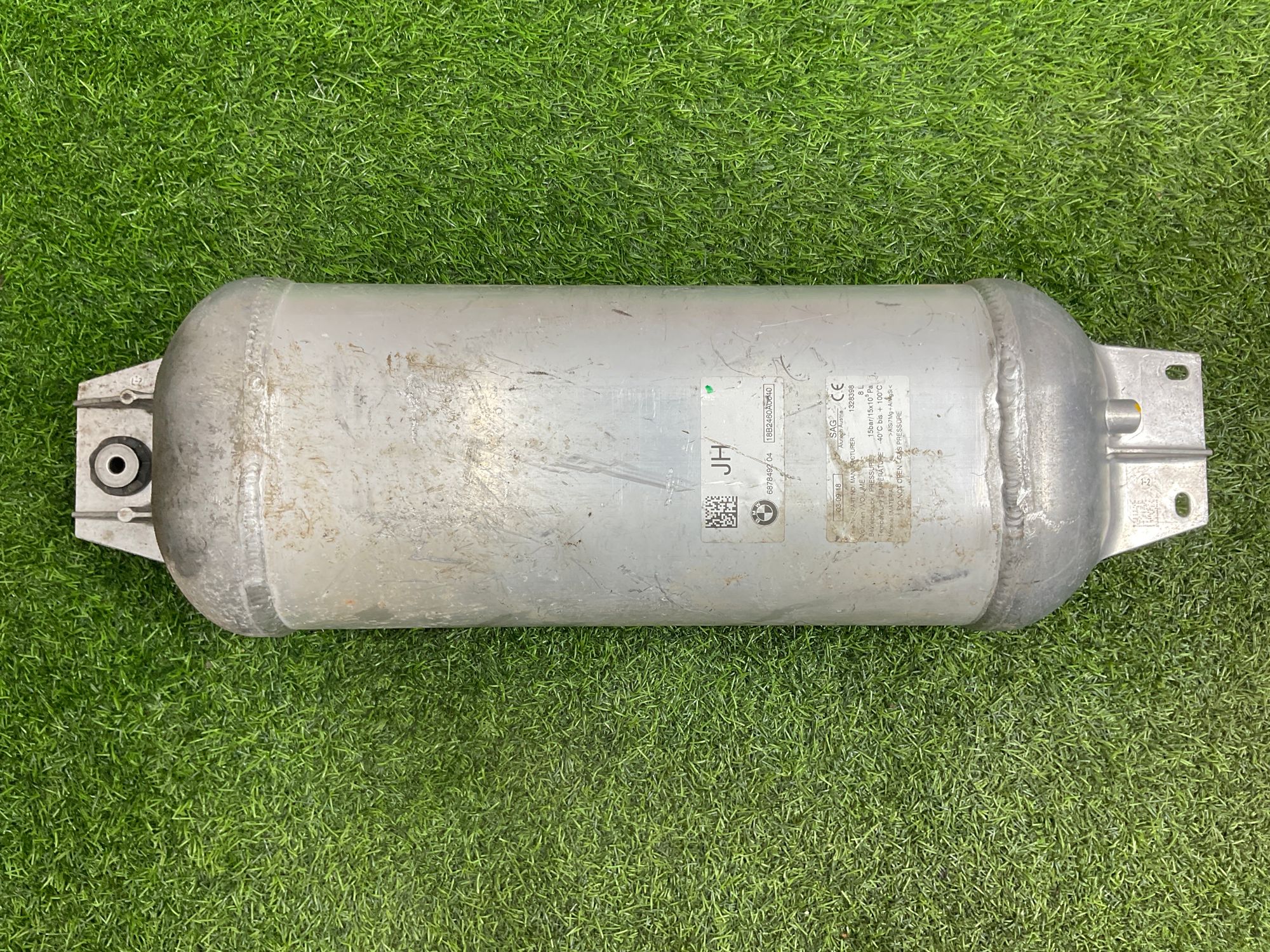 https://ycs.partsauto.market/partsauto-images/thmbs/userImages/h353NjtZg3VDP19b5HMt7LlpbQ93/part/ca89b832-8e0f-4783-8098-4dcc323a3aa6_1741763631799.jpg
