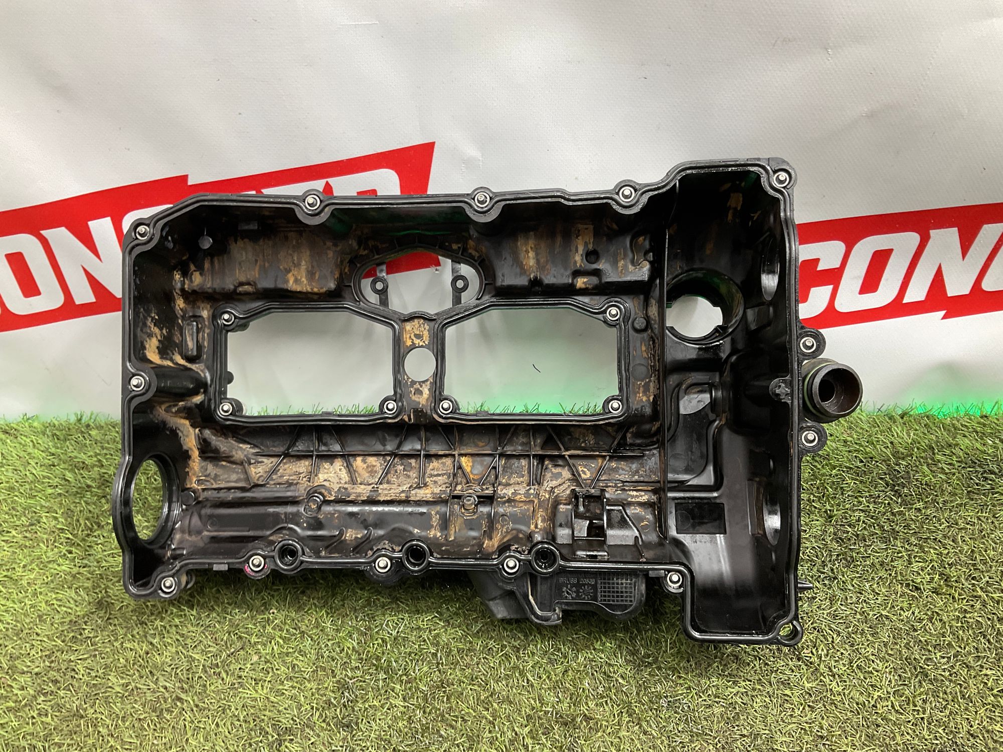 Клапанная крышка N20B20B BMW 5 серия, F10/F11/F07 рестайлинг, 5000 рублей, Москва