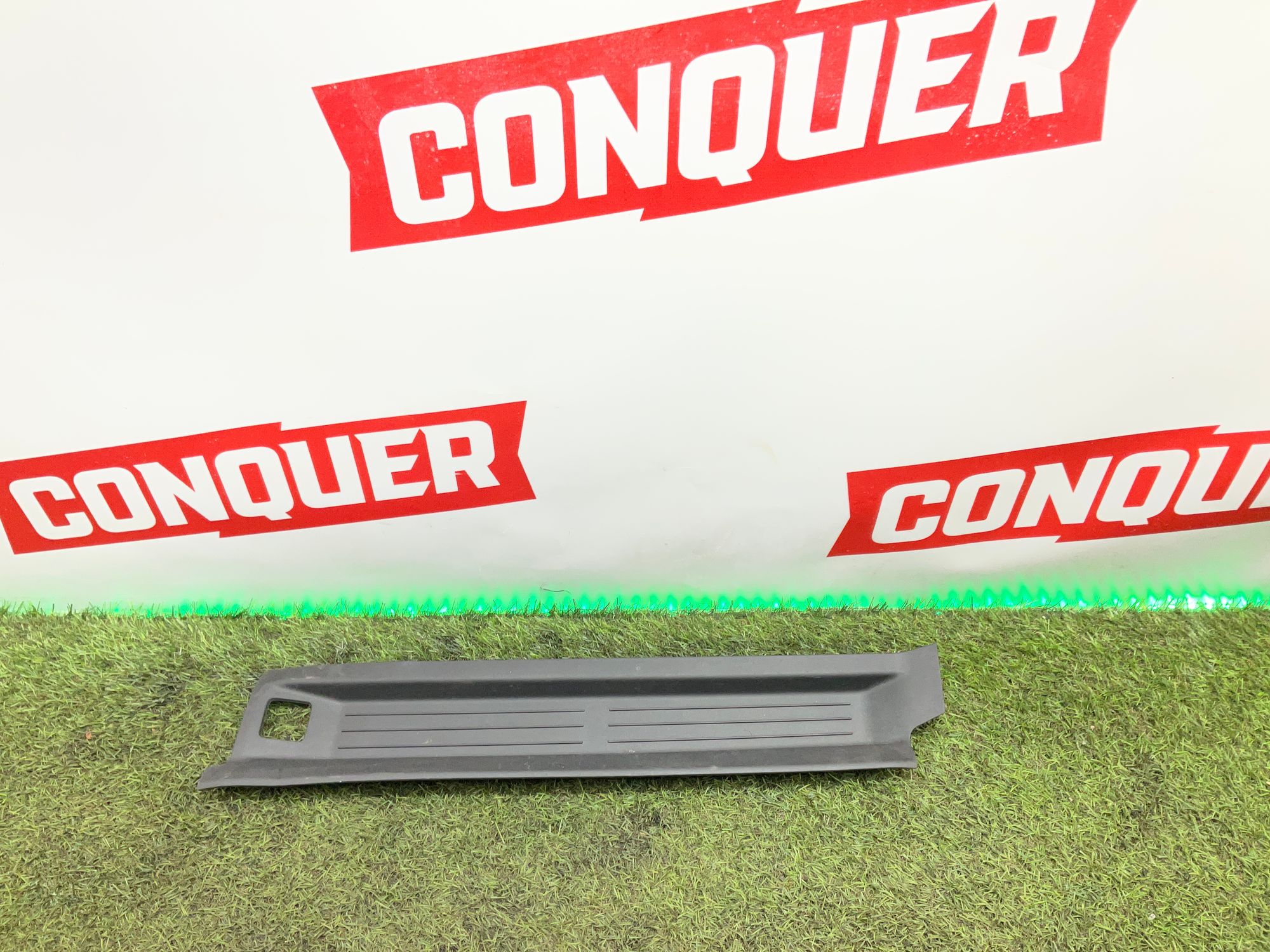 Вставка передней панели Land Rover Defender II L663 2022, 3500 рублей, Москва