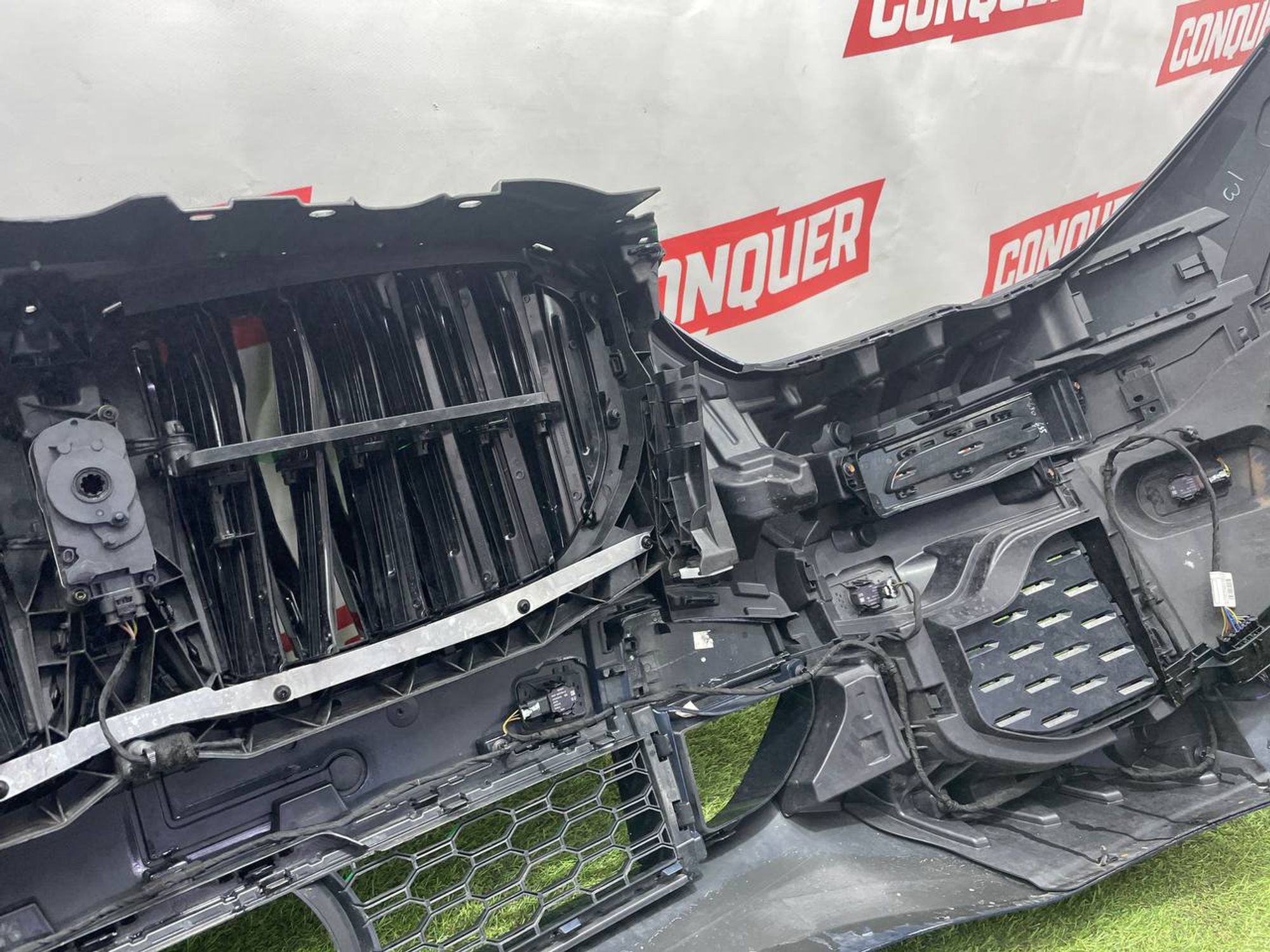 https://ycs.partsauto.market/partsauto-images/thmbs/userImages/h353NjtZg3VDP19b5HMt7LlpbQ93/part/cba6d777-46e5-43b4-b362-75089db00e6b_1710332030923.jpg