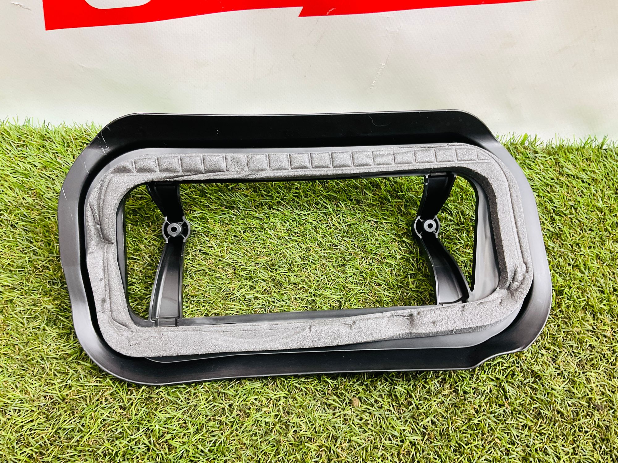 https://ycs.partsauto.market/partsauto-images/thmbs/userImages/h353NjtZg3VDP19b5HMt7LlpbQ93/part/cbbdaeba-c0d4-4afc-af25-abb6cc140a6b_1778932925668.jpg