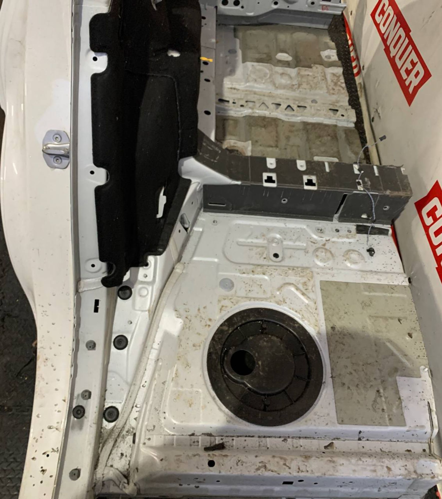 https://ycs.partsauto.market/partsauto-images/thmbs/userImages/h353NjtZg3VDP19b5HMt7LlpbQ93/part/cbe54aea-0793-4156-91d0-2645be77f018_1732108309147.jpg