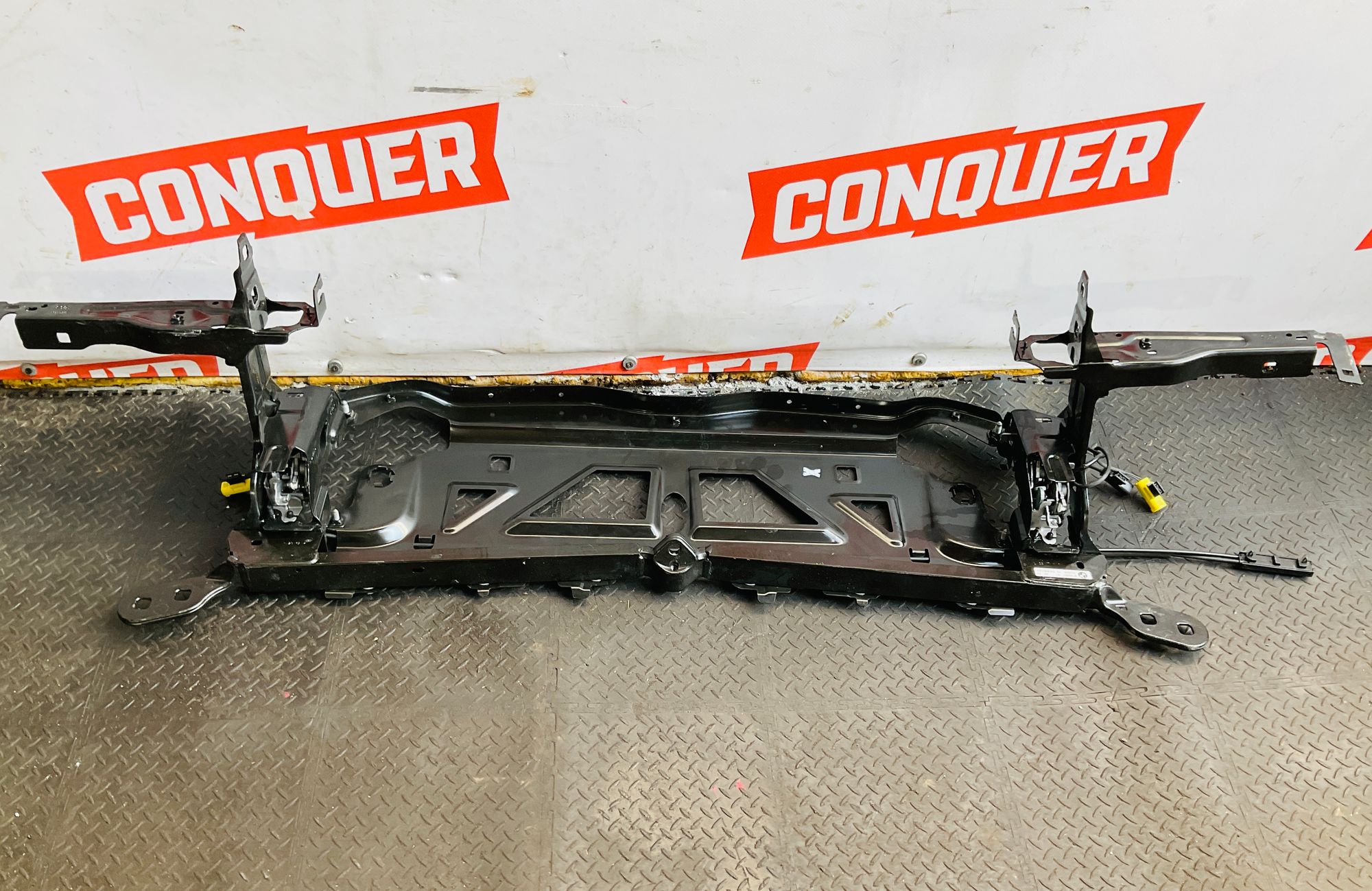 Передняя панель телевизор BMW M3, G80 2023, 100000 рублей, Москва