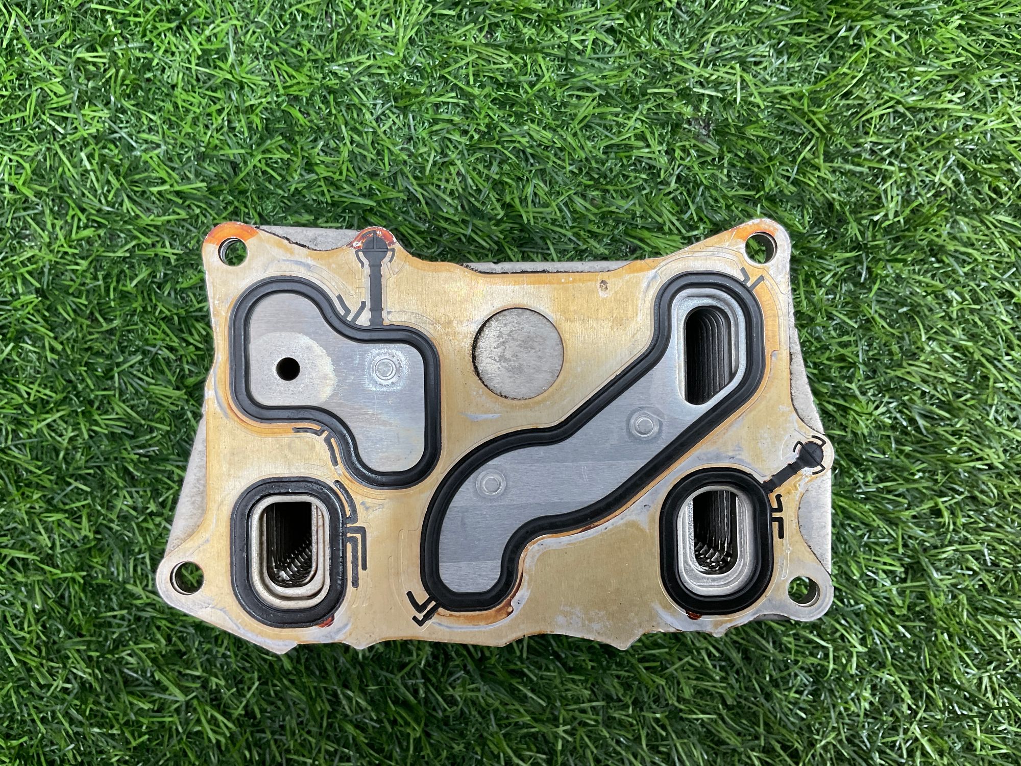 https://ycs.partsauto.market/partsauto-images/thmbs/userImages/h353NjtZg3VDP19b5HMt7LlpbQ93/part/cc972630-991d-4ded-a243-5233e83d5207_1743752378631.jpg