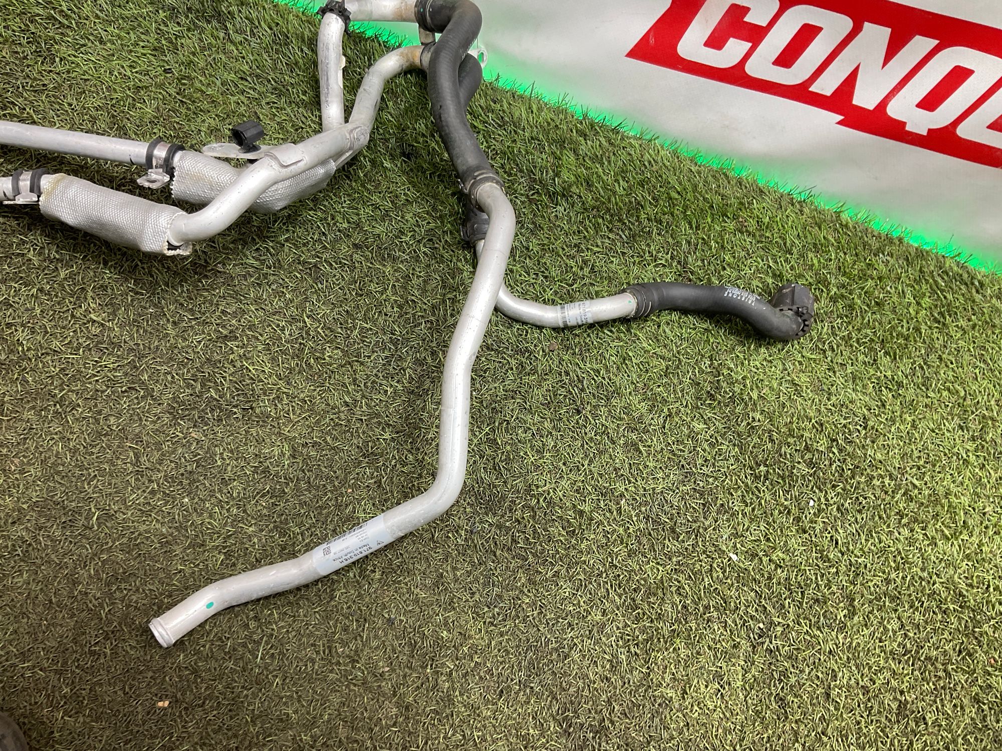 Патрубок отопителя Bentley Continental GT, III, 20000 рублей, Москва