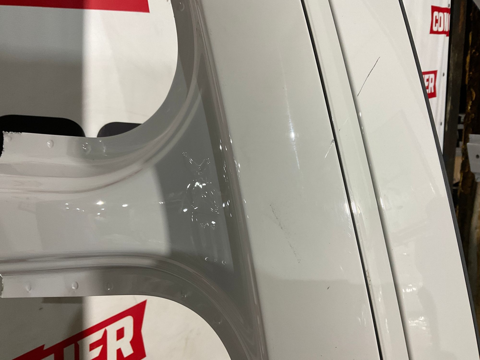 https://ycs.partsauto.market/partsauto-images/thmbs/userImages/h353NjtZg3VDP19b5HMt7LlpbQ93/part/ccbc3760-fa20-469b-8ff0-b2b8171e15de_1737560097717.jpg