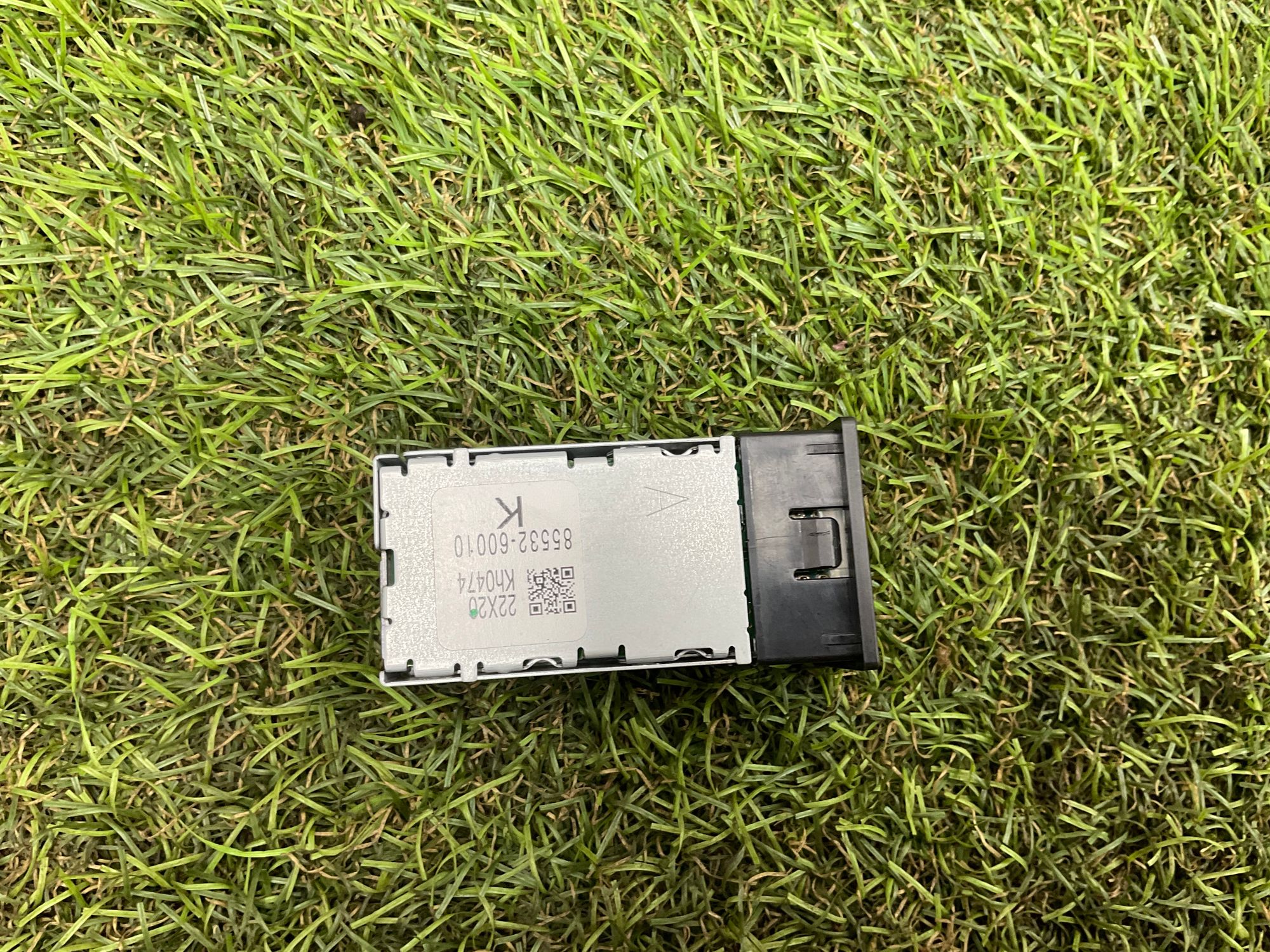 https://ycs.partsauto.market/partsauto-images/thmbs/userImages/h353NjtZg3VDP19b5HMt7LlpbQ93/part/ccf90582-c1fb-4c04-be65-2715ba33fce5_1780057627440.jpg