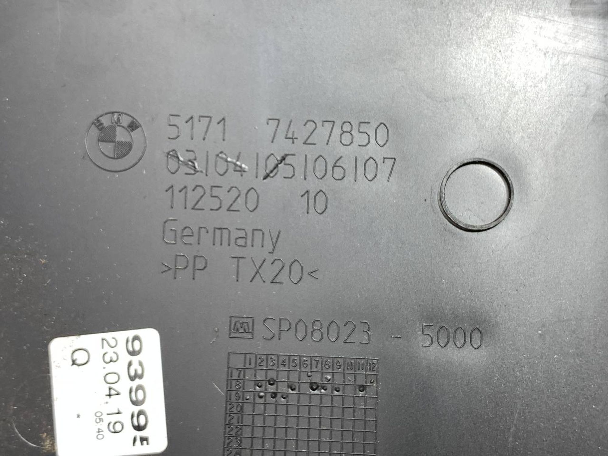 https://ycs.partsauto.market/partsauto-images/thmbs/userImages/h353NjtZg3VDP19b5HMt7LlpbQ93/part/cd704477-803d-40e7-8865-0b6dd95b1e35_1719824602606.jpg