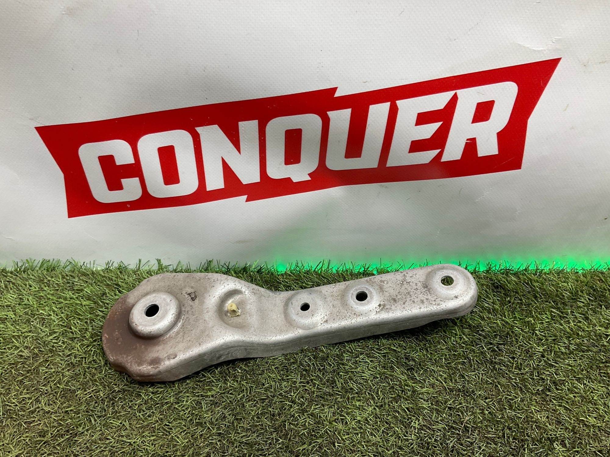 Тяга реактивная задняя BMW 5 серия, G30/G31 рестайлинг, 1000 рублей, Москва