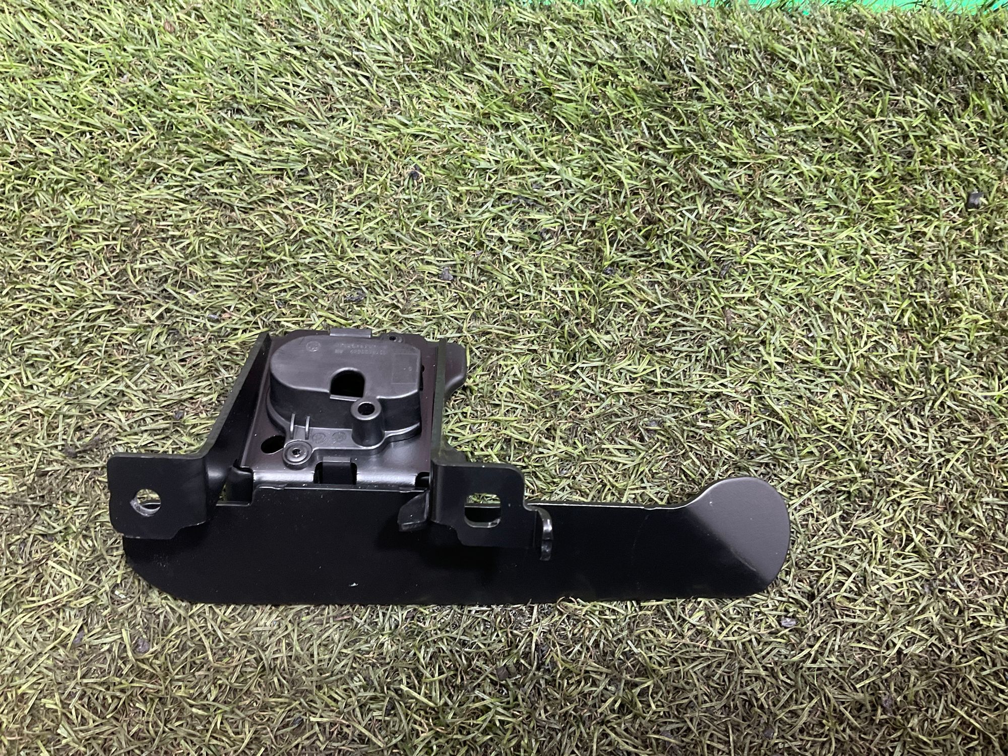 Крепление разделительной сетки правый передний BMW M3, G81 2023, 1500 рублей, Москва