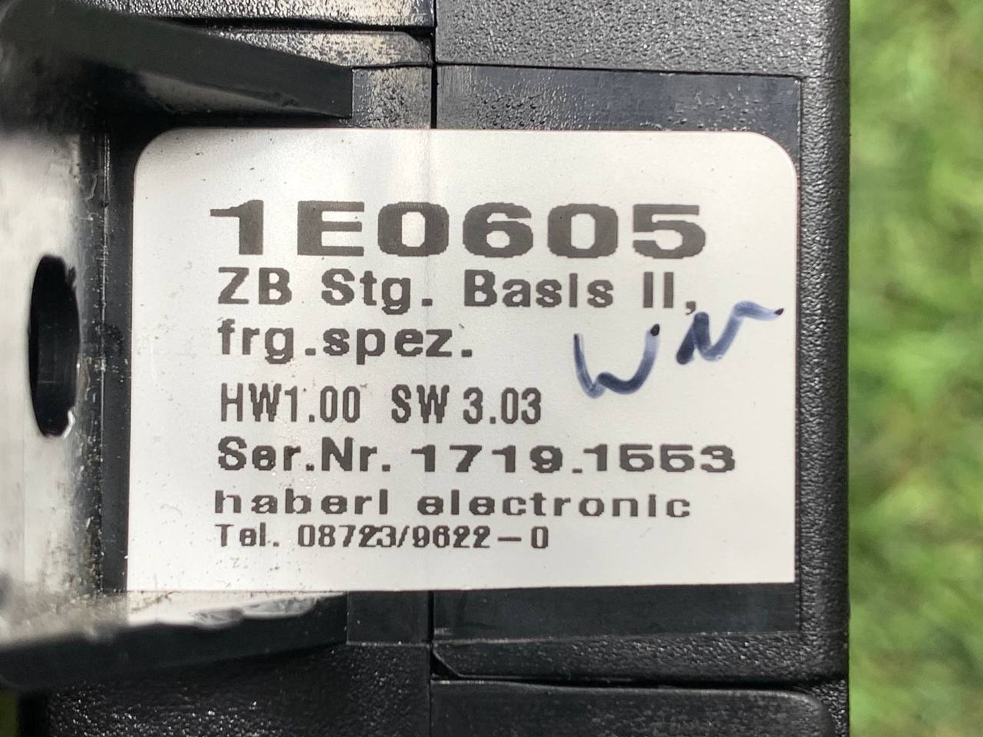 https://ycs.partsauto.market/partsauto-images/thmbs/userImages/h353NjtZg3VDP19b5HMt7LlpbQ93/part/ced10217-a2ce-4520-9946-9a84a87b832b_1708610199707.jpg