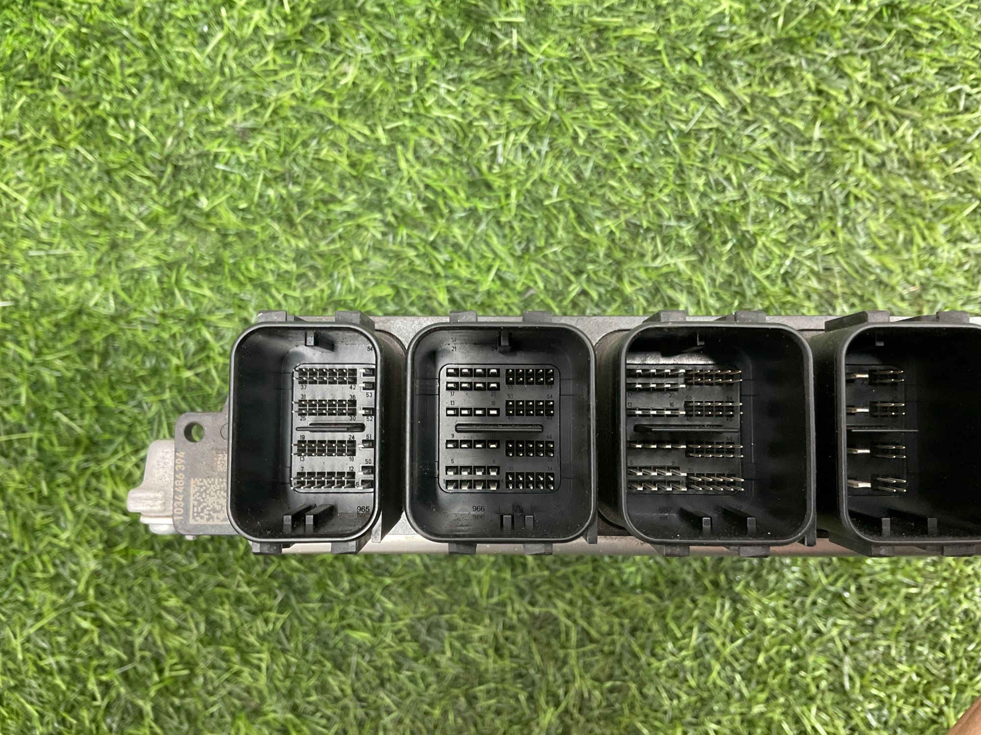 https://ycs.partsauto.market/partsauto-images/thmbs/userImages/h353NjtZg3VDP19b5HMt7LlpbQ93/part/cf011fbb-fd7b-4f9b-a3f5-f264c3a66725_1746517327996.jpg