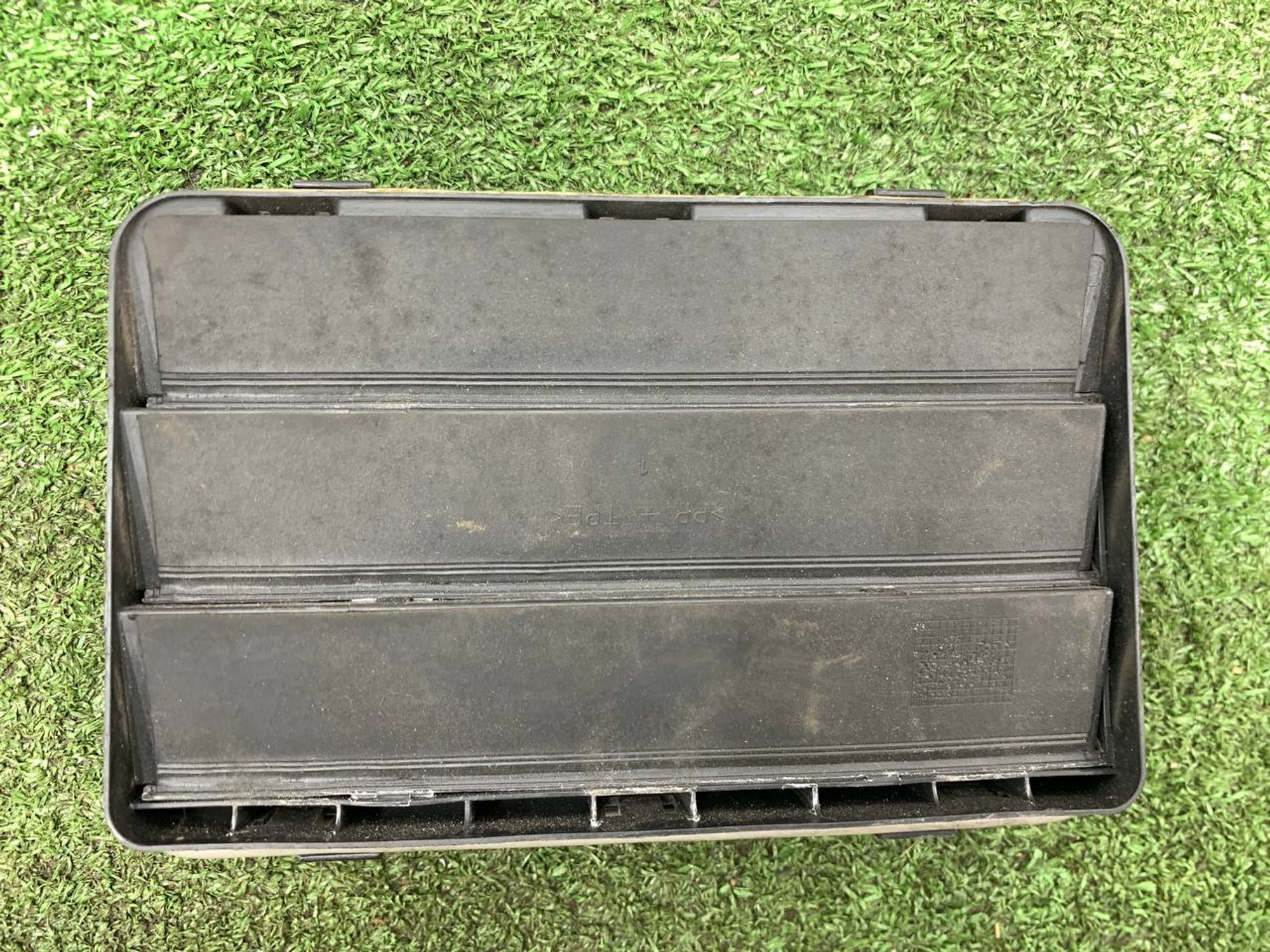 https://ycs.partsauto.market/partsauto-images/thmbs/userImages/h353NjtZg3VDP19b5HMt7LlpbQ93/part/d06f2e1e-80ad-458b-aac8-34dd2273aca2_1727271491401.jpg