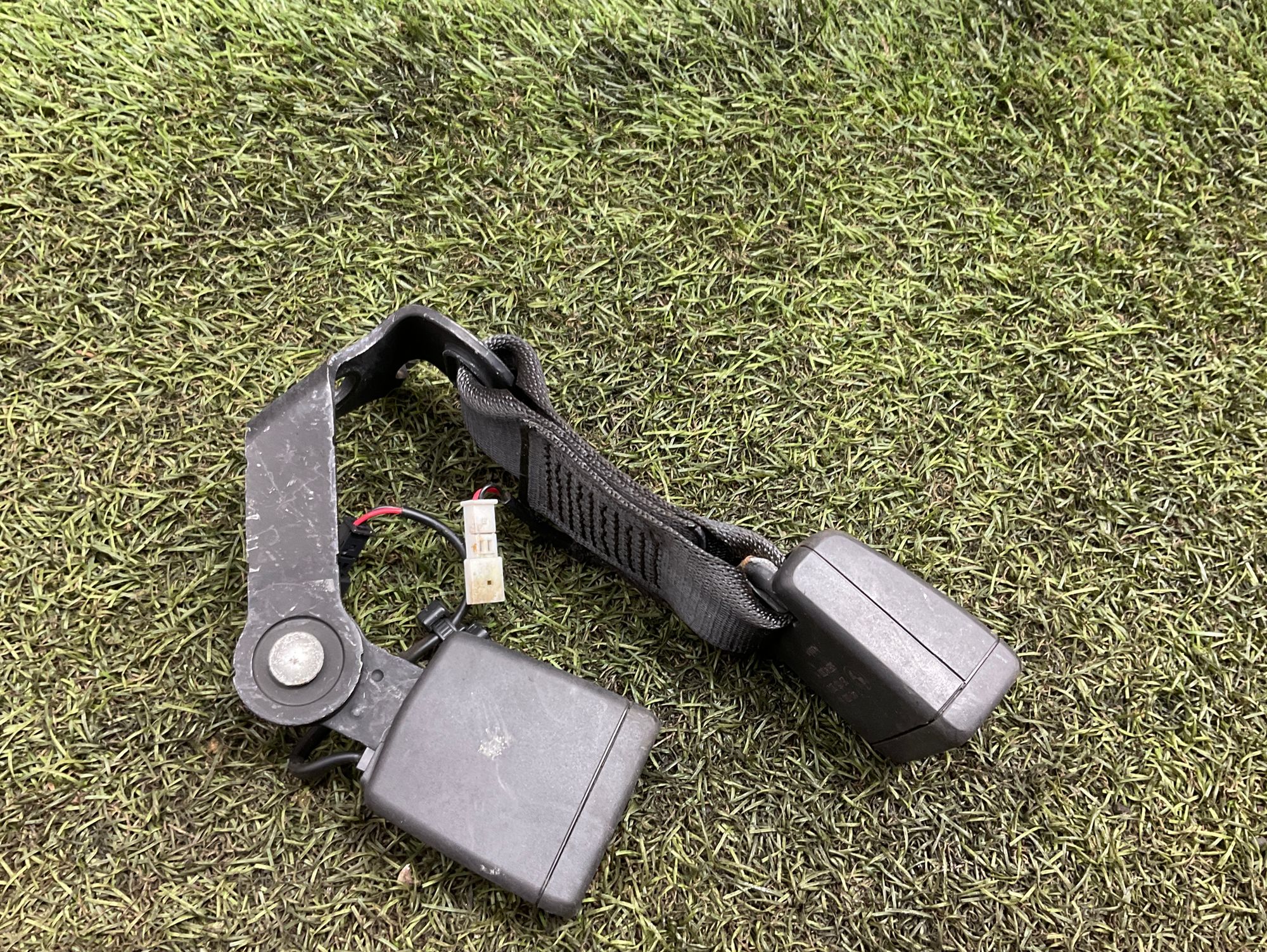 Замок ремня безопасности передний правый BMW 3 серия, G20/G21, 1000 рублей, Москва