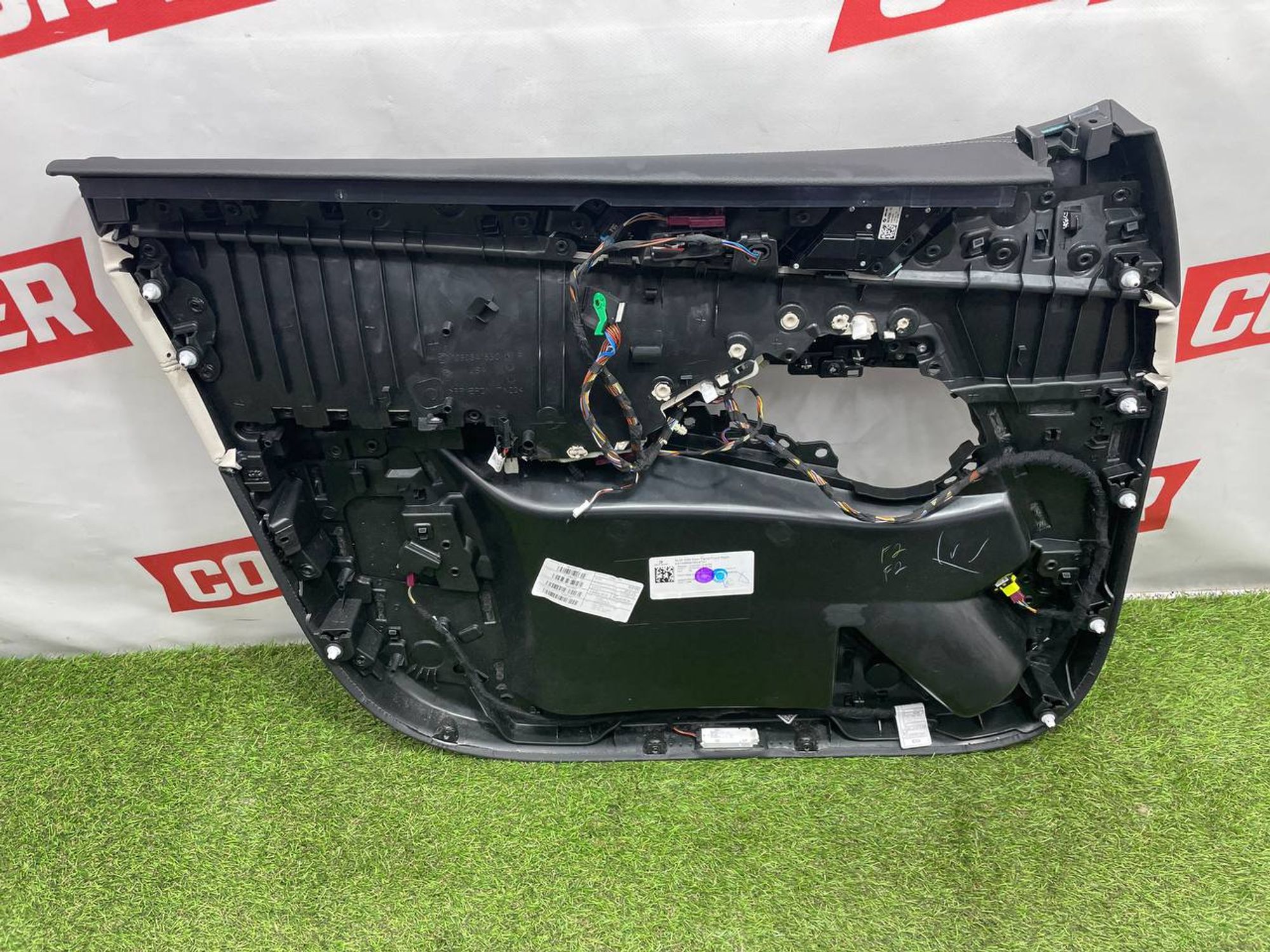 https://ycs.partsauto.market/partsauto-images/thmbs/userImages/h353NjtZg3VDP19b5HMt7LlpbQ93/part/d0a6f17b-765b-4aad-b426-977759e7a7ae_1710842823336.jpg