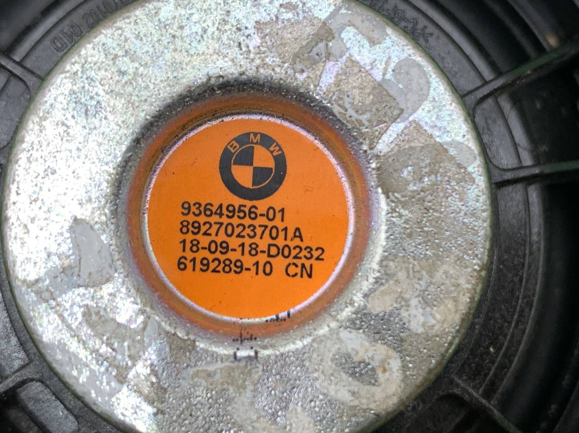 https://ycs.partsauto.market/partsauto-images/thmbs/userImages/h353NjtZg3VDP19b5HMt7LlpbQ93/part/d0c687cb-40f3-4461-8780-5aa514bc732b_1719581036363.jpg