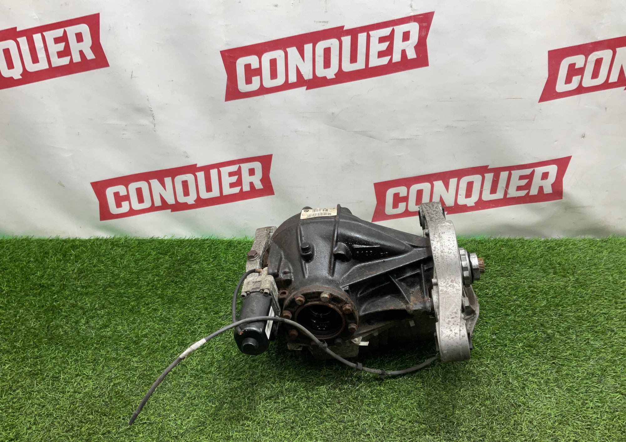 https://ycs.partsauto.market/partsauto-images/thmbs/userImages/h353NjtZg3VDP19b5HMt7LlpbQ93/part/d0edee82-03b4-4ccc-ab35-5d6e7d5e6d76_1736867112380.jpg