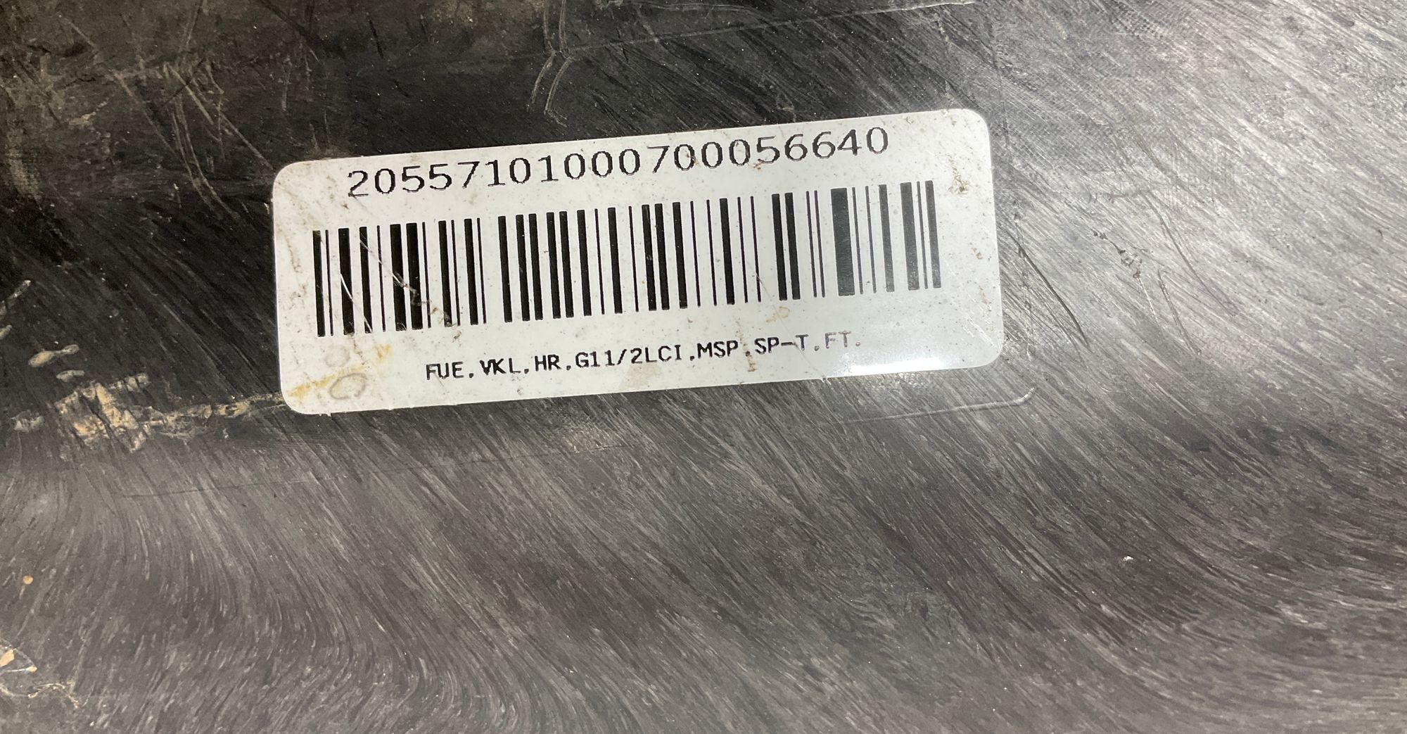 https://ycs.partsauto.market/partsauto-images/thmbs/userImages/h353NjtZg3VDP19b5HMt7LlpbQ93/part/d0ef18b1-6da5-48b0-a898-dc7ece86d418_1735221772165.jpg