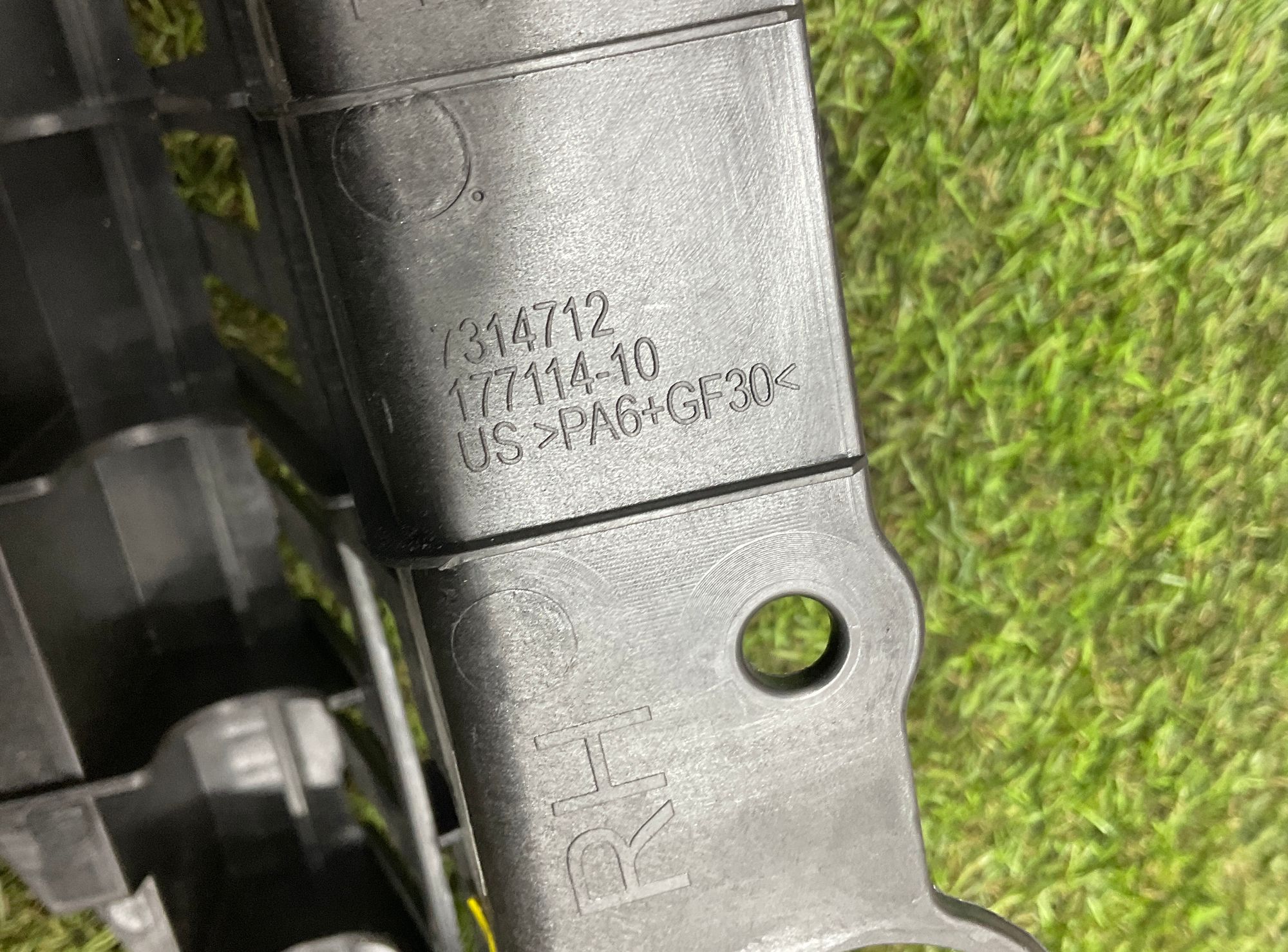 Кронштейн пола багажника правый BMW X6 M, F86, 1000 рублей, Москва