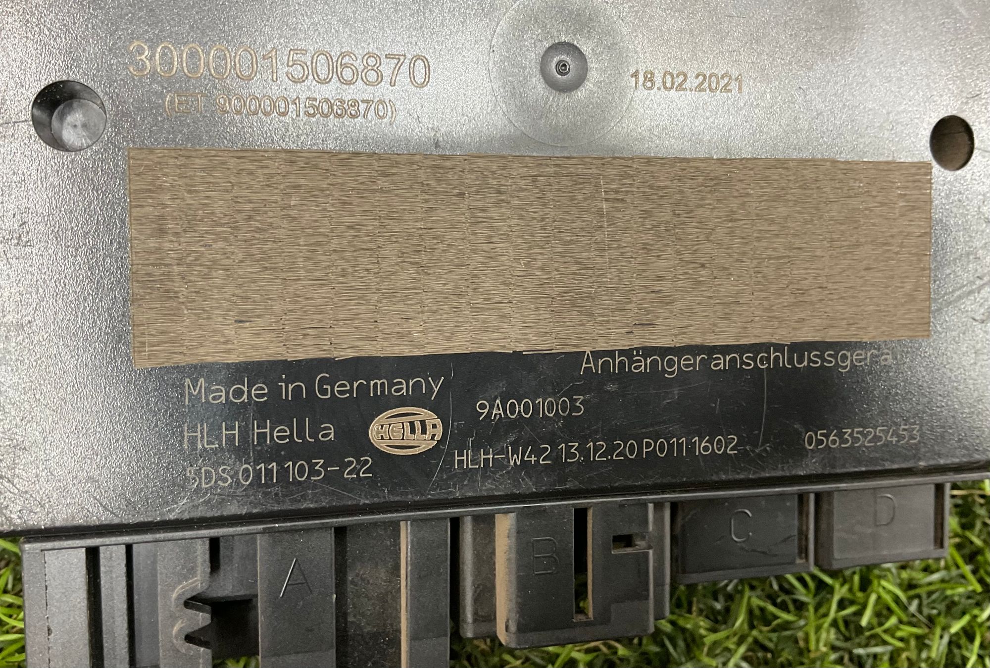 https://ycs.partsauto.market/partsauto-images/thmbs/userImages/h353NjtZg3VDP19b5HMt7LlpbQ93/part/d1481ab5-8fbe-49ca-a98c-b60a0b0730a6_1785851344714.jpg