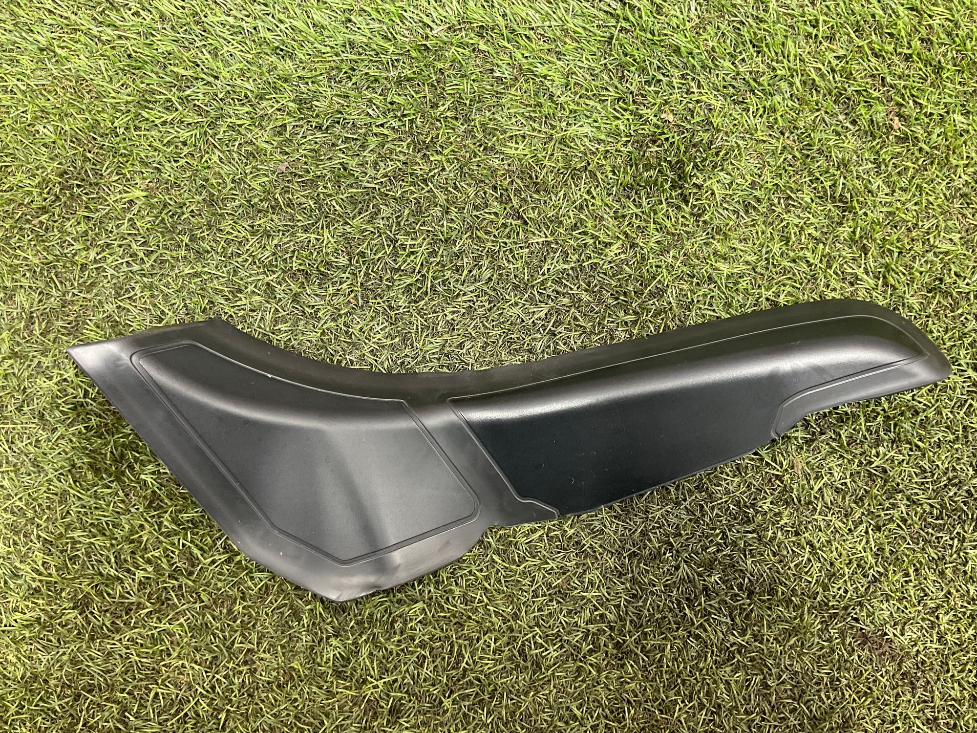 Накладка фонаря правая BMW 5 серия, G30, 1000 рублей, Москва