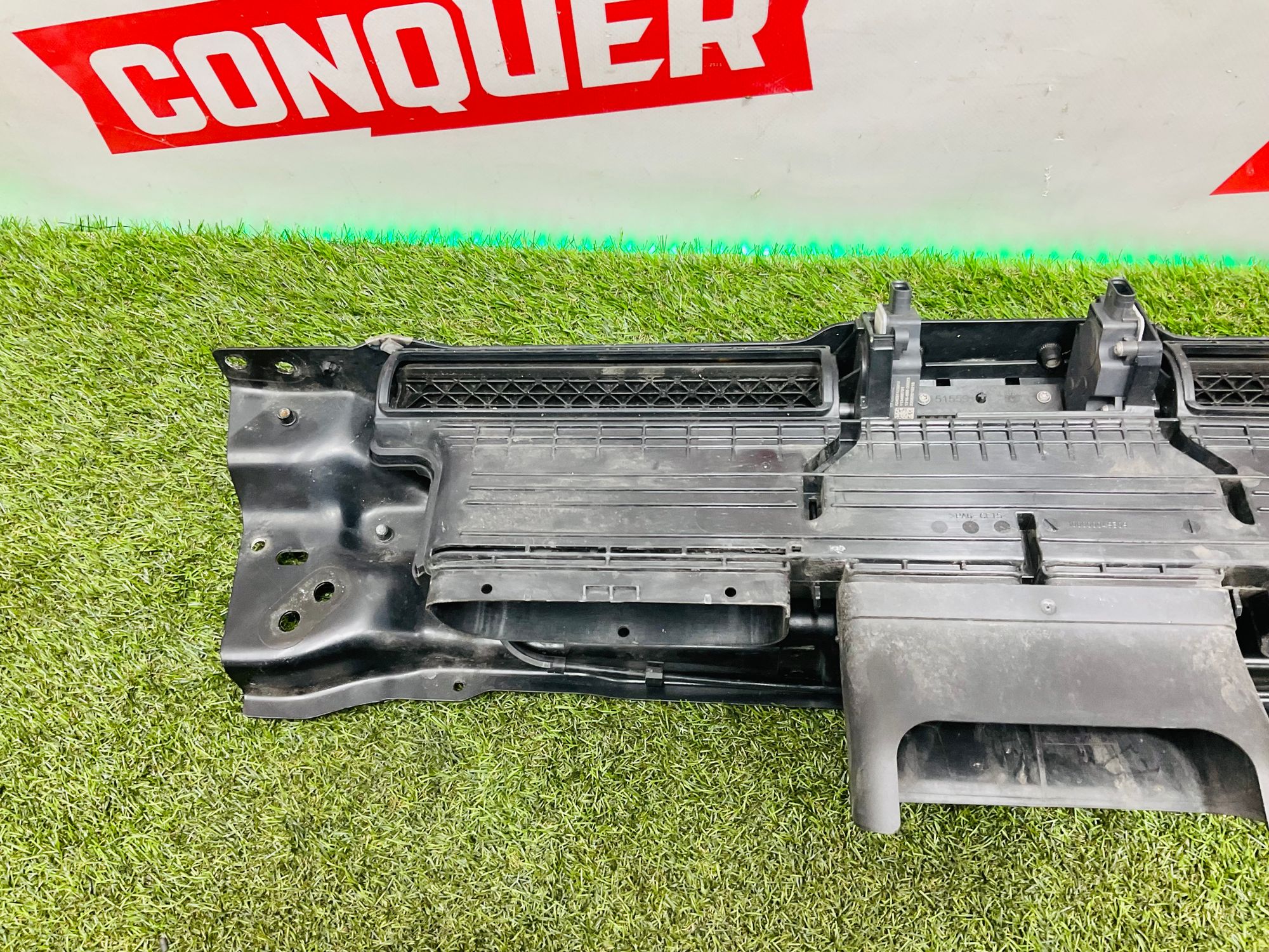 https://ycs.partsauto.market/partsauto-images/thmbs/userImages/h353NjtZg3VDP19b5HMt7LlpbQ93/part/d1d72f11-047b-44a2-b92d-dce3f6708e12_1788964651448.jpg